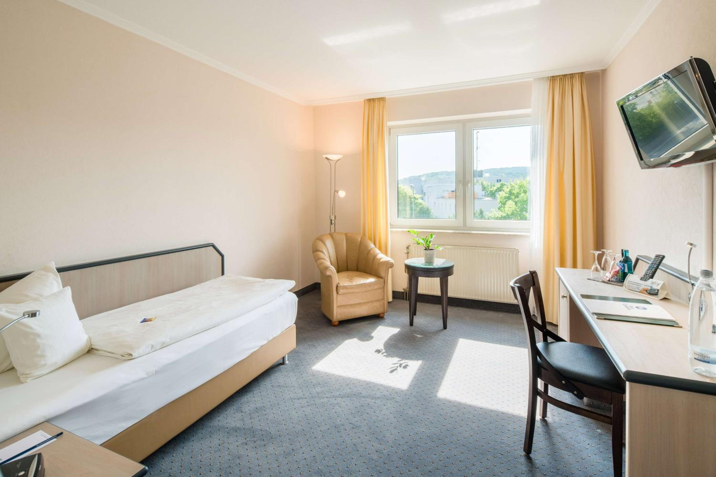 Standard Single Room with Single Bed photo 1
