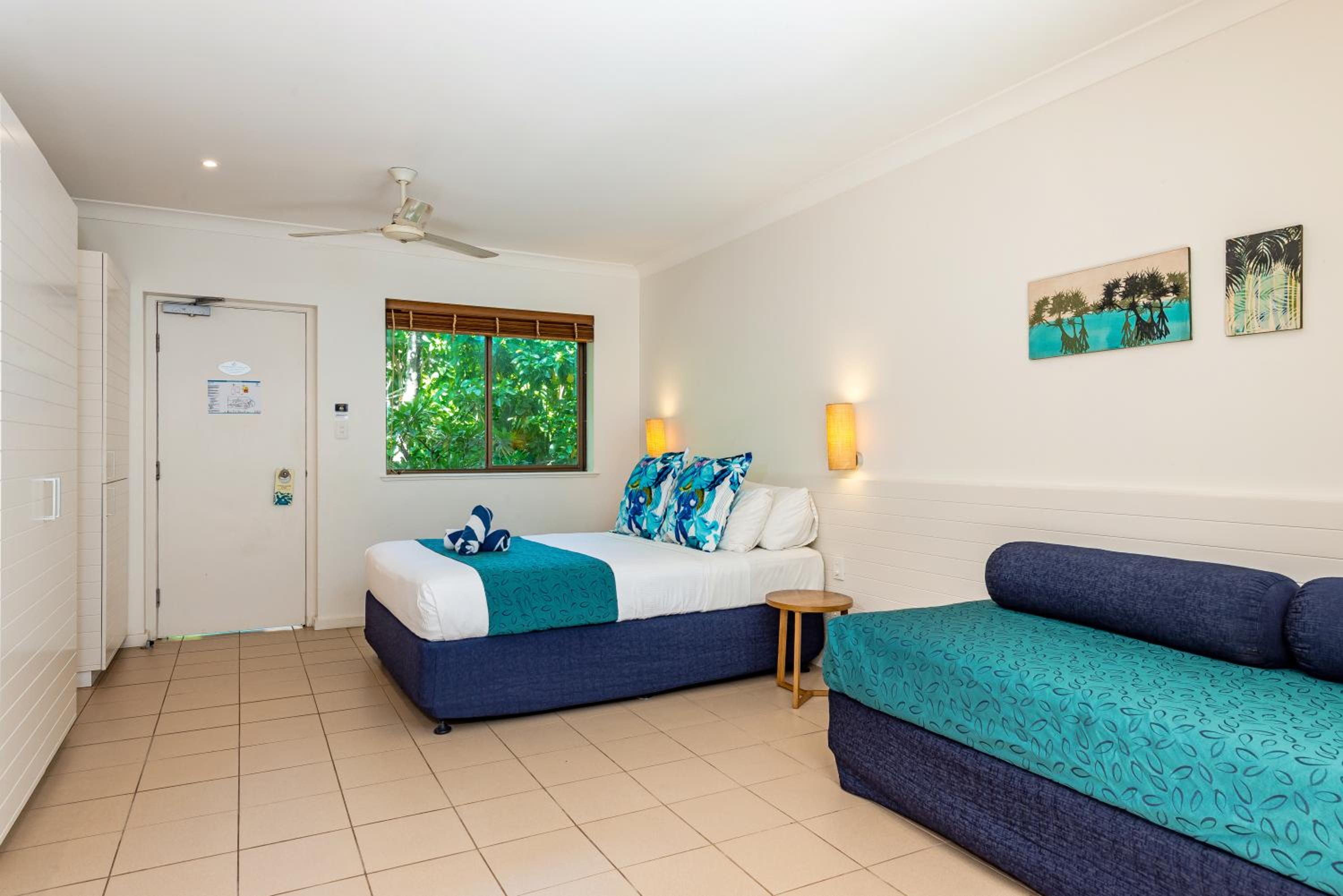 Reef Room - Photo 3