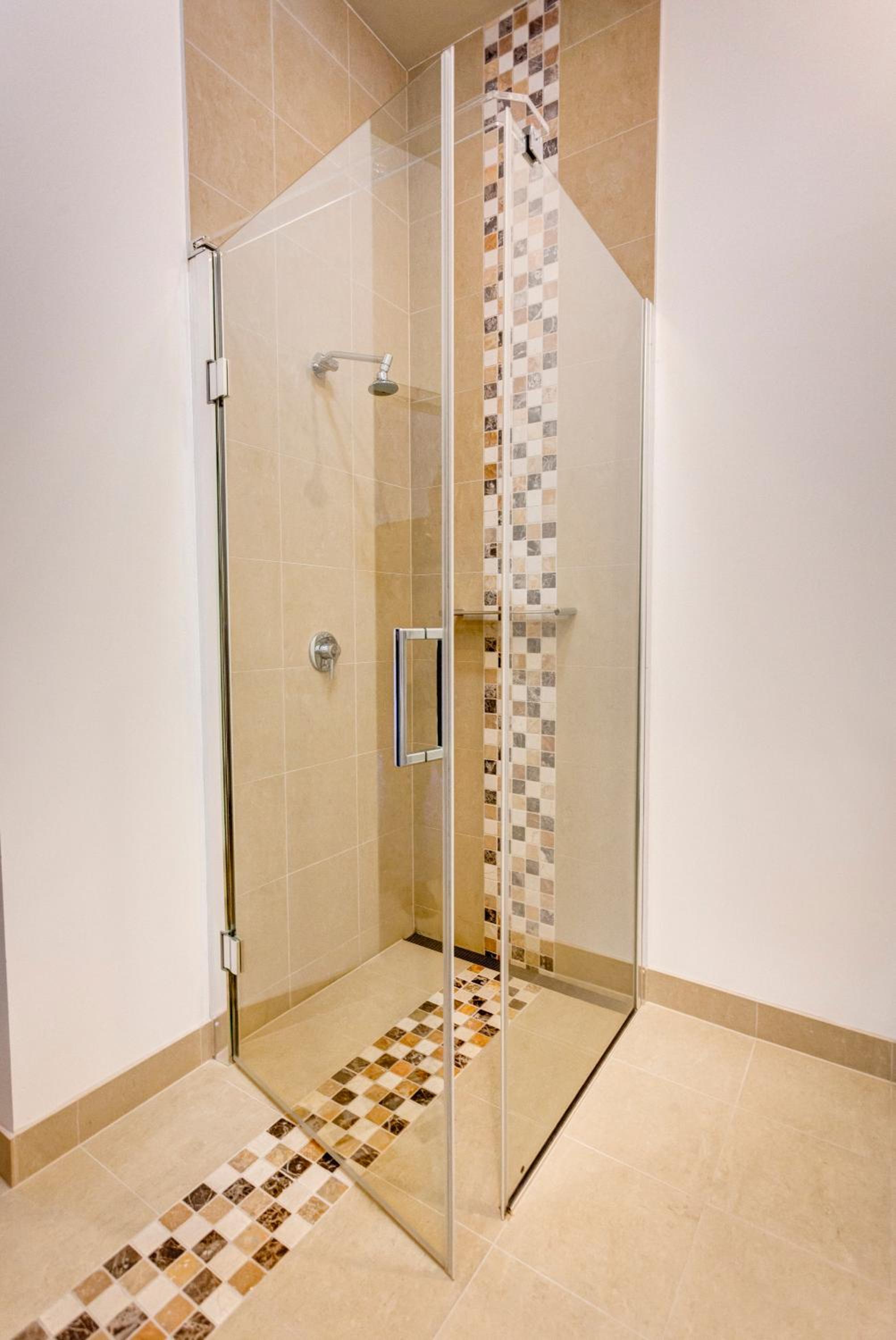 One-Bedroom Apartment with Spa - Photo 5