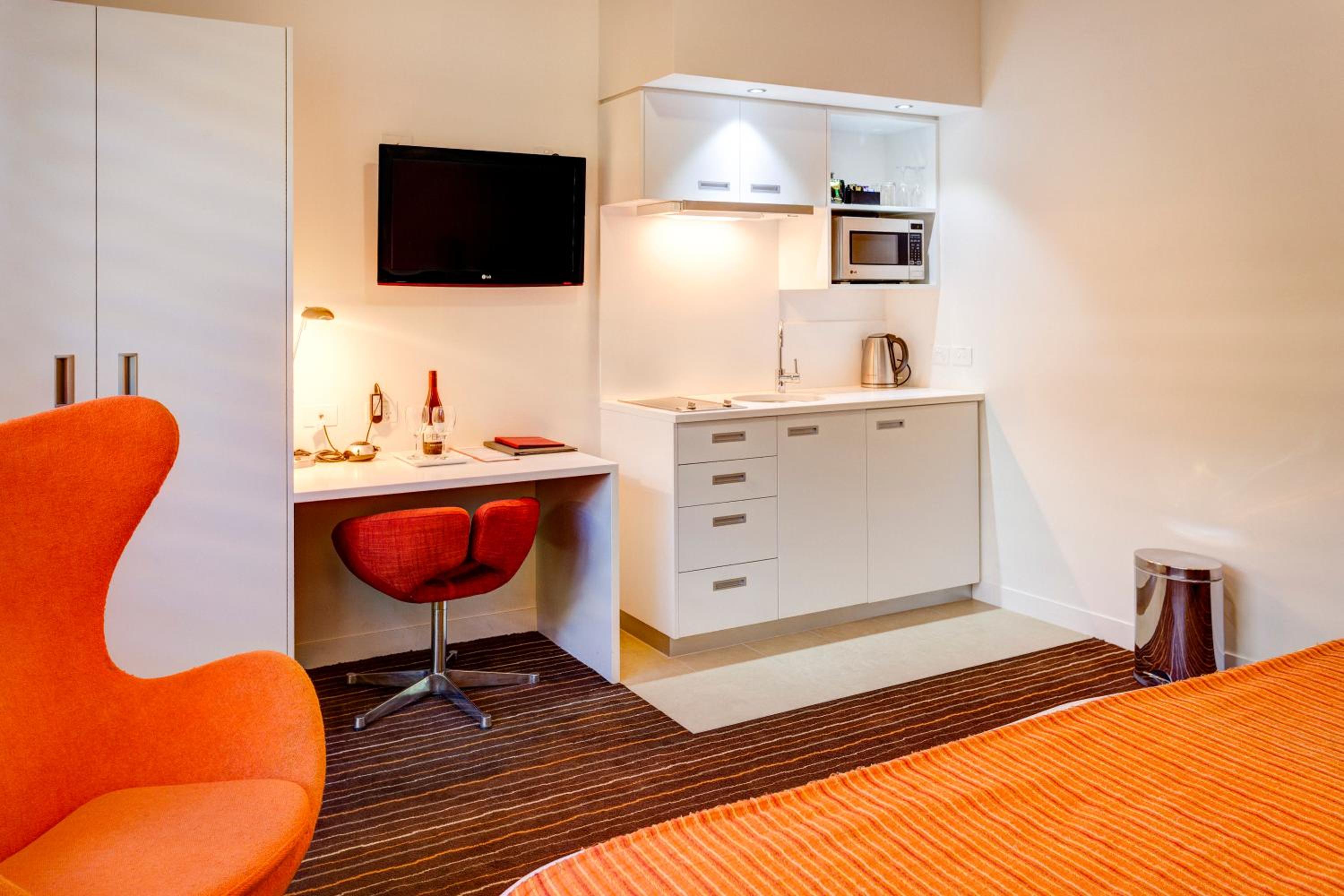 Two-Bedroom Interconnecting Room - Photo 1