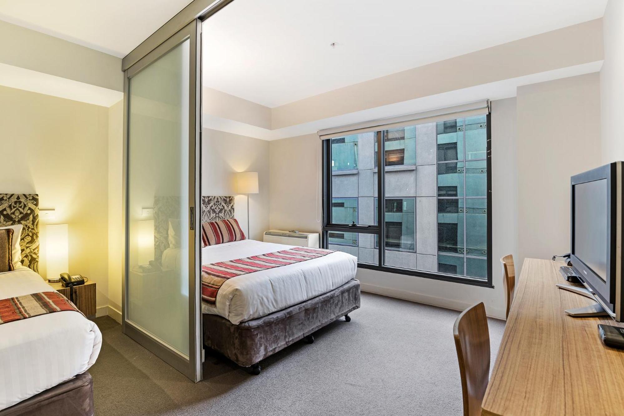 Studio Apartment photo 2