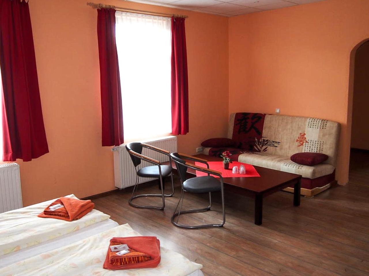 Standard Double Room - Photo 2