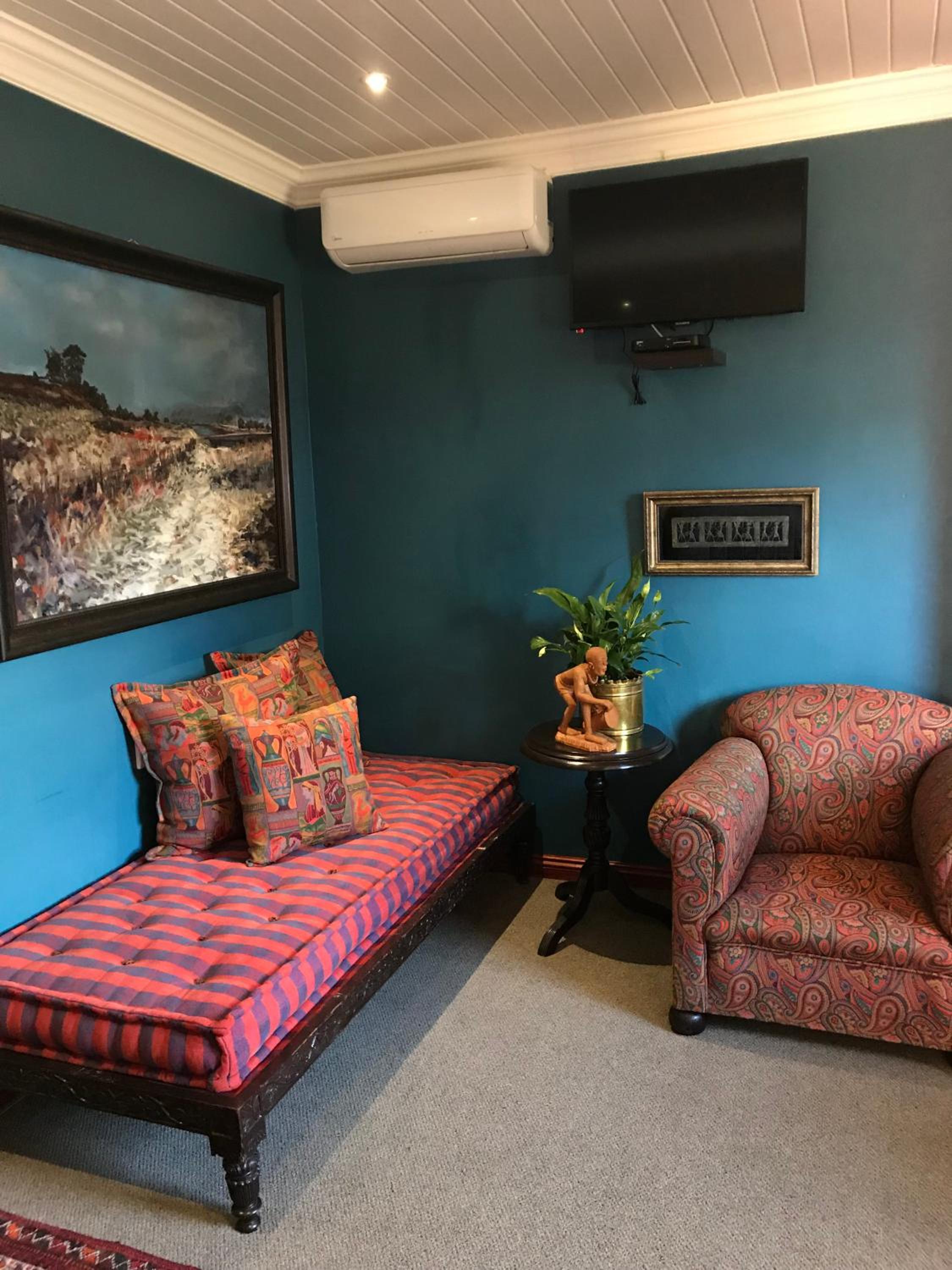 Twin Room with Garden View - Photo 9