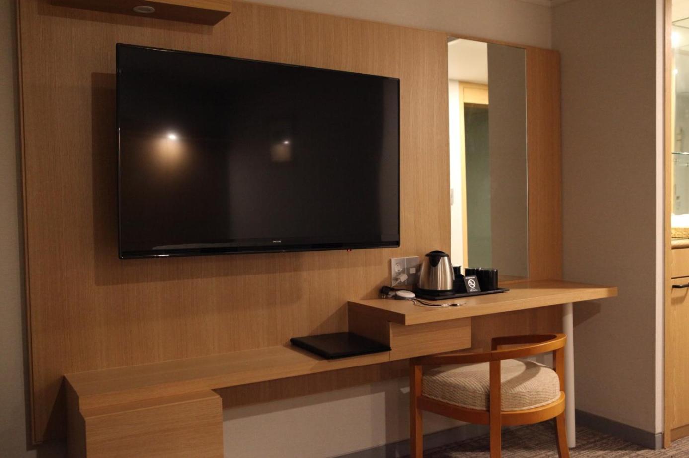 Standard Twin Room - Photo 2