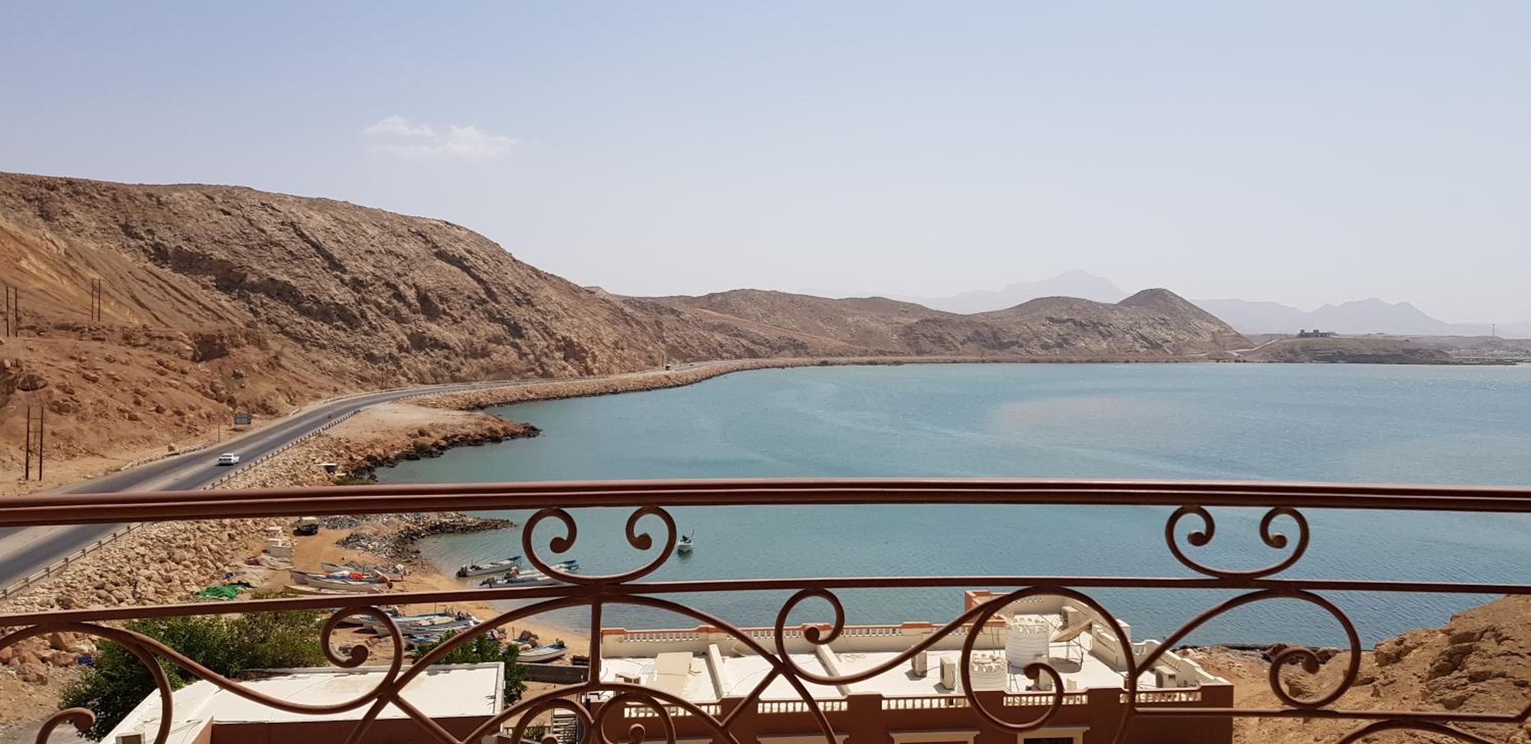 Standard Double Room with Sea View - Photo 9