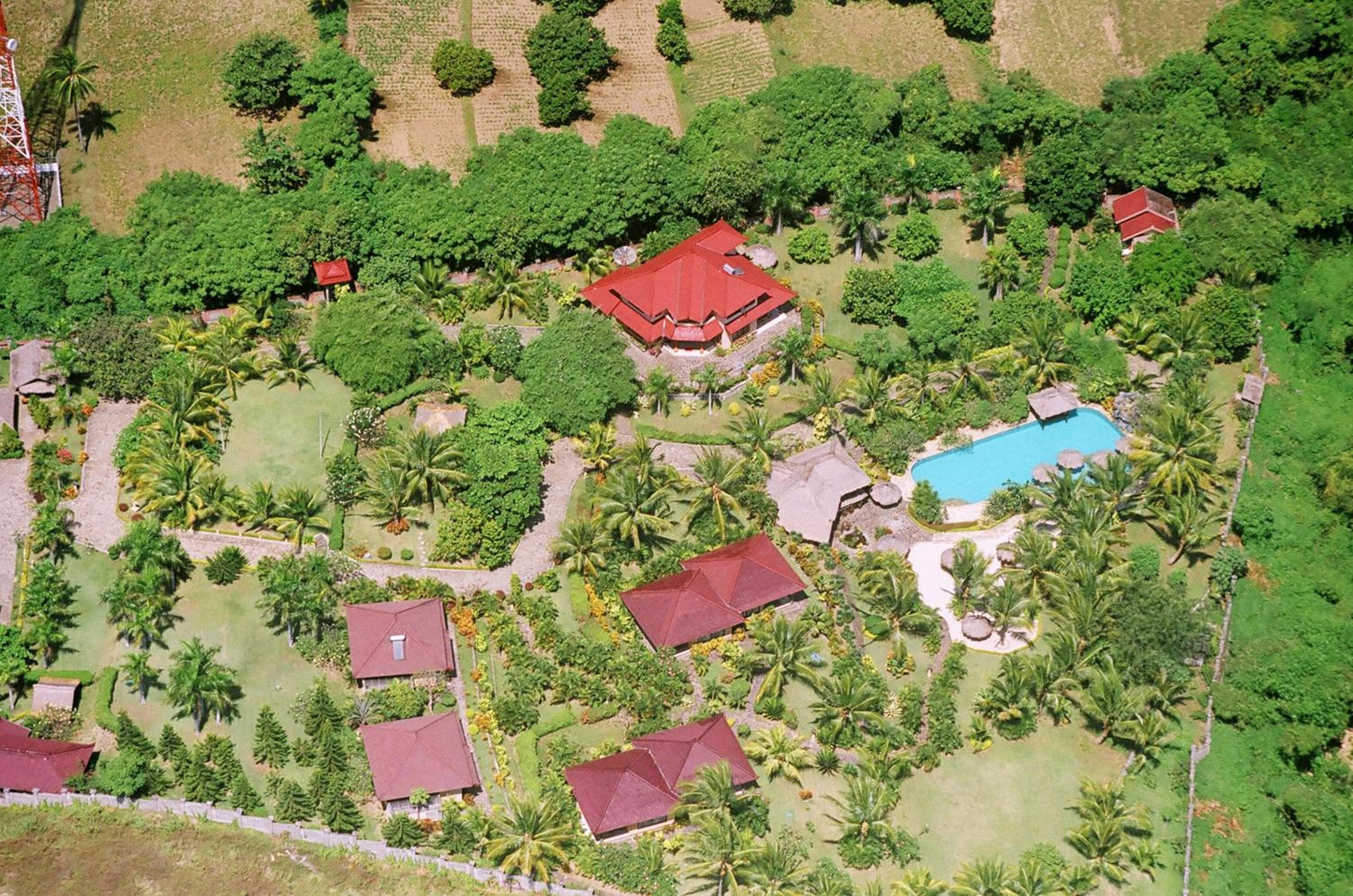 Deluxe Double Room with Pool View - Photo 43