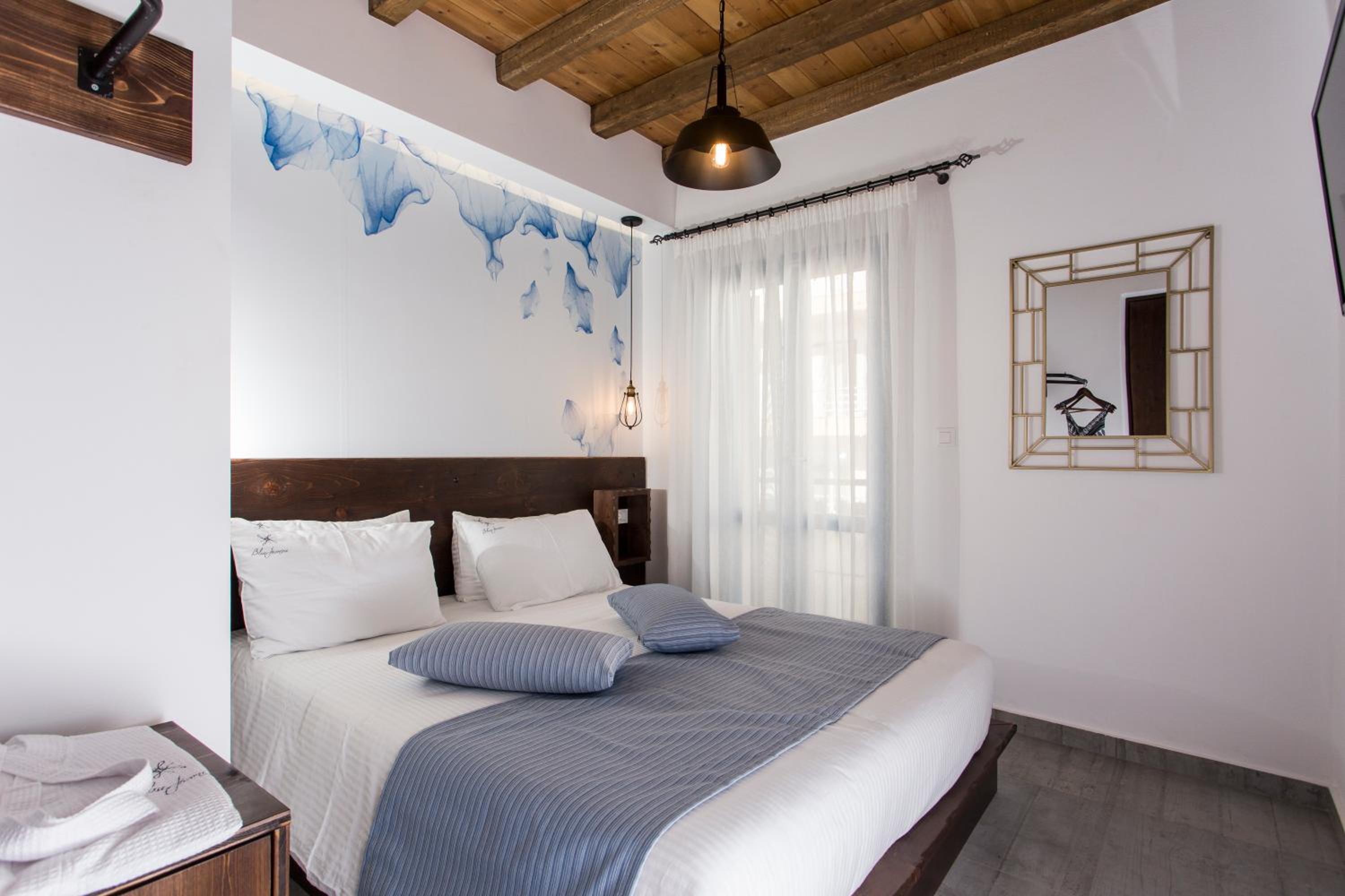 Dama Suite