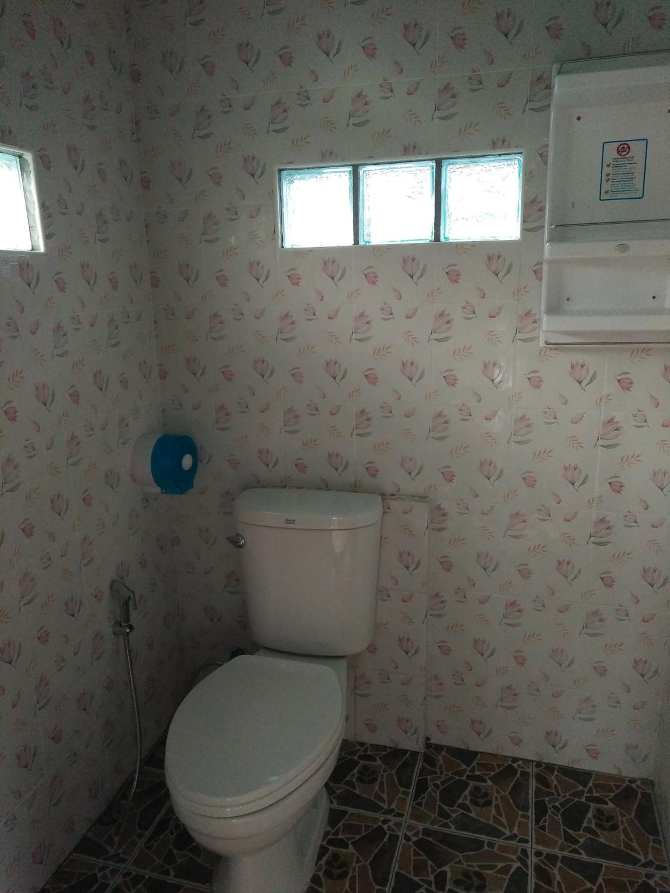 Family Bungalow with Fan photo 3