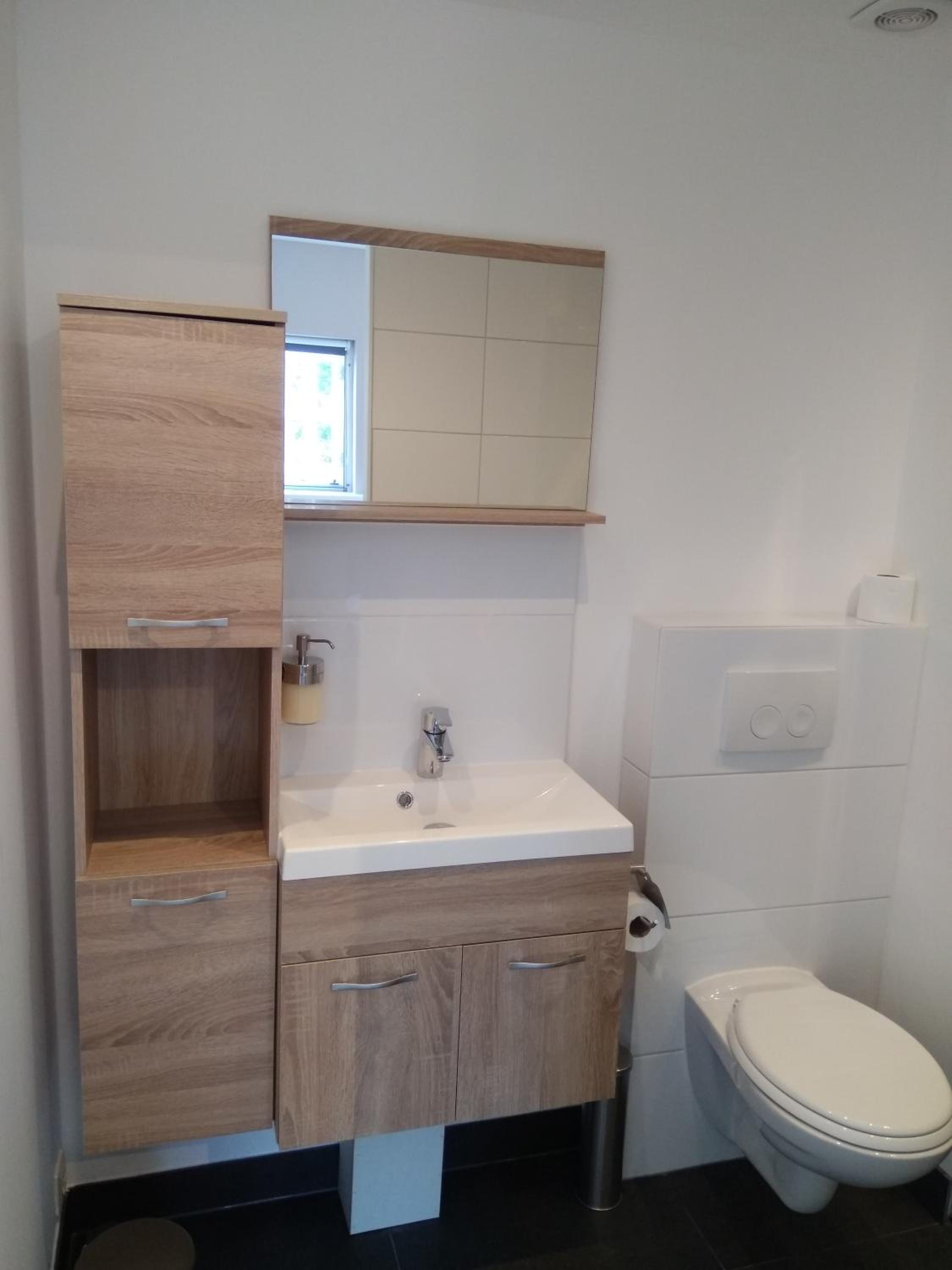 Double Room with Private Bathroom - Photo 11