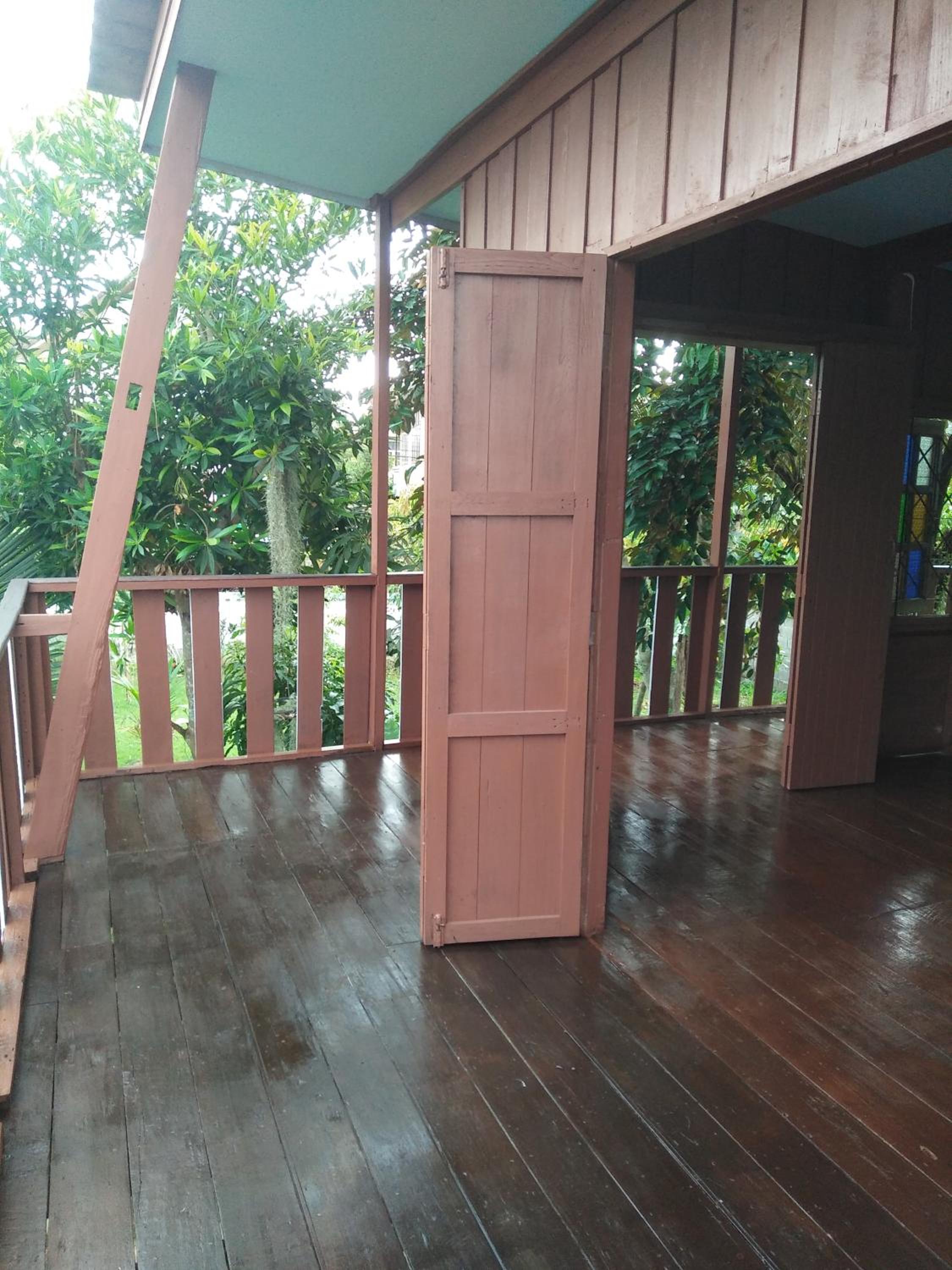 Family Bungalow with Fan photo 3