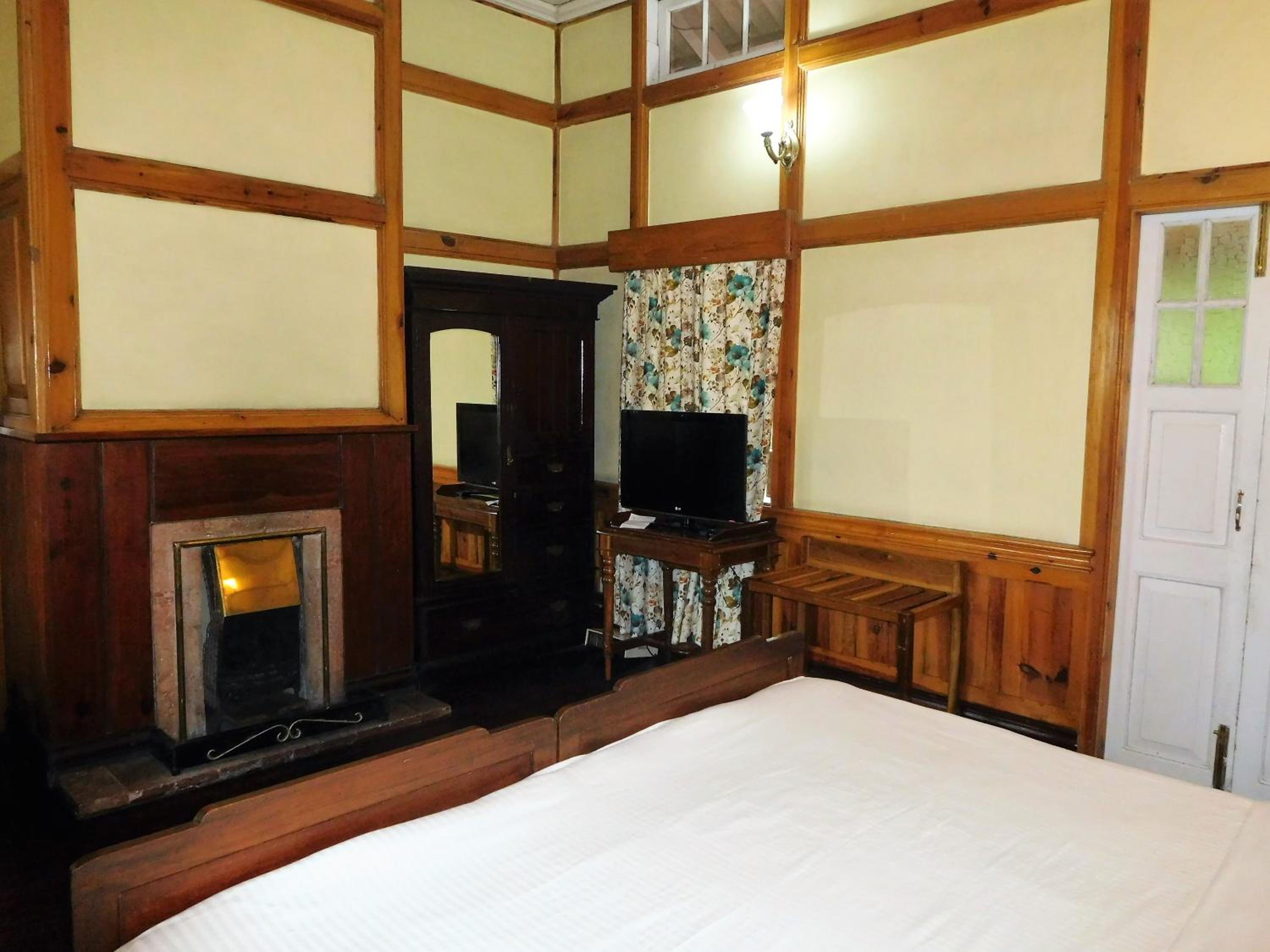 Supreme Room - Photo 1
