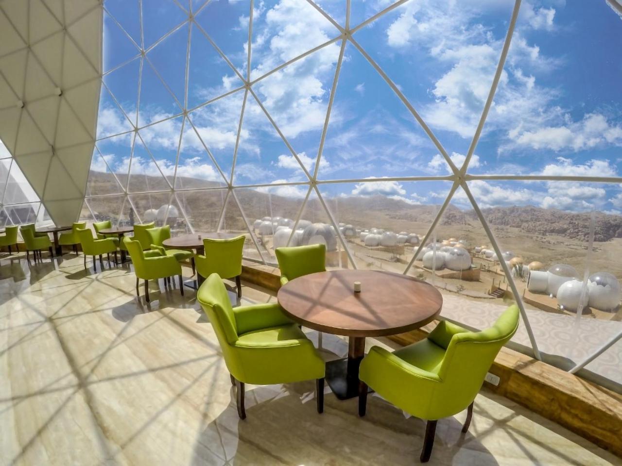 Bubble Suite / Twin photo 3