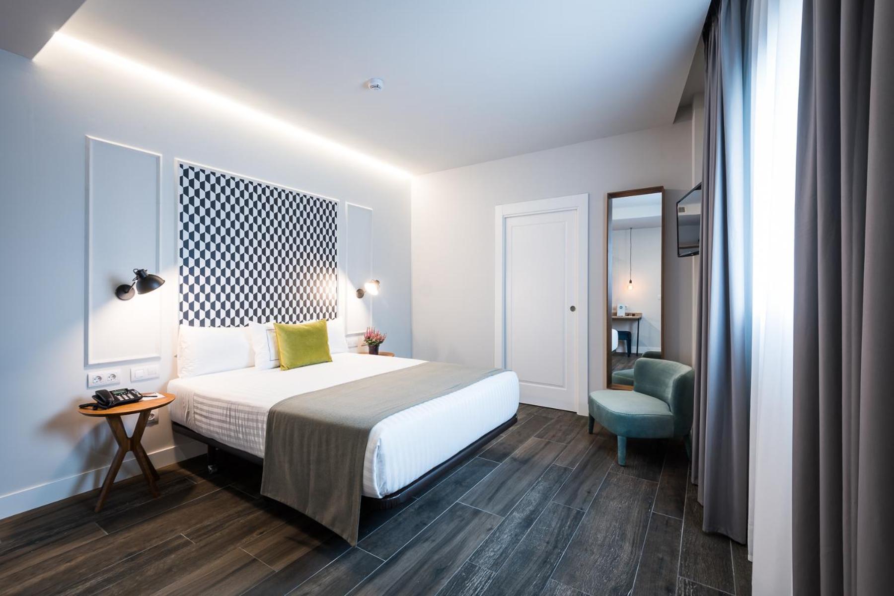 Habitación Estándar con Cama Queen