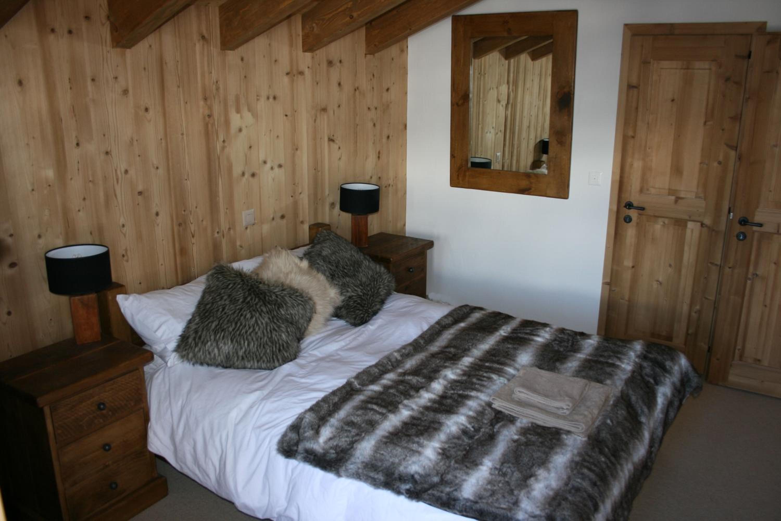 Superior Chalet photo 2