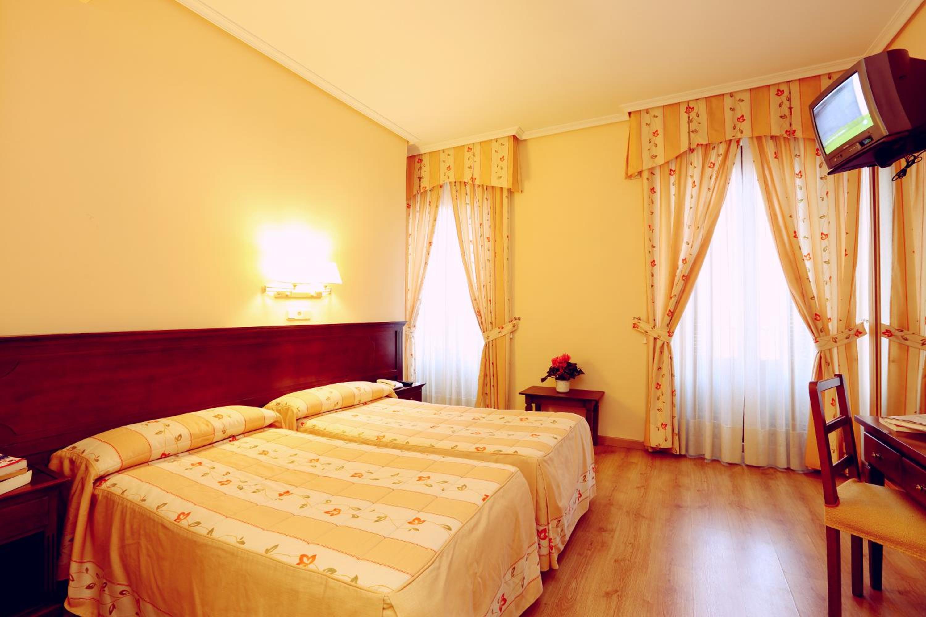 Habitación Doble o con Dos Camas