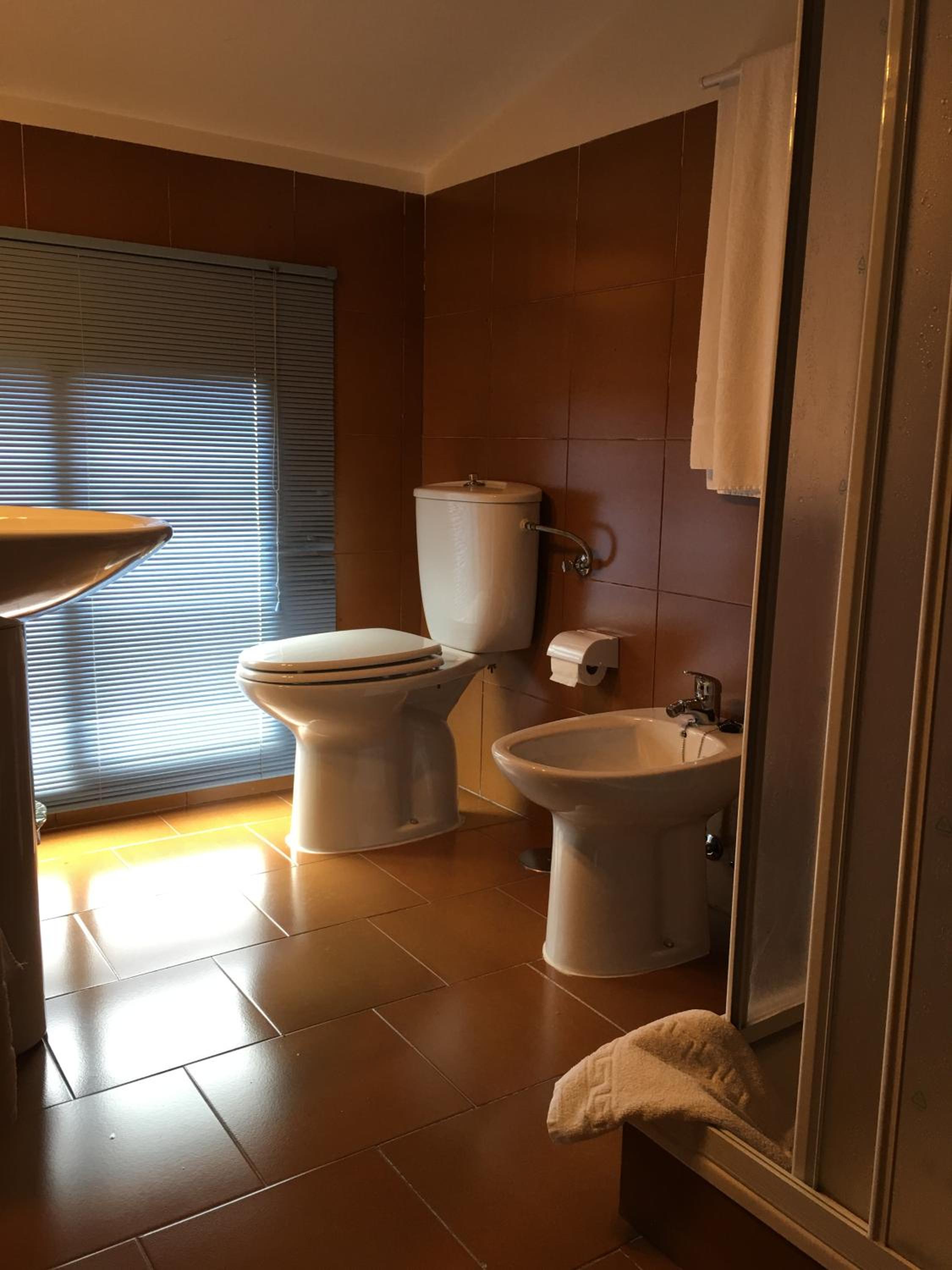 Family Double Room - Photo 4