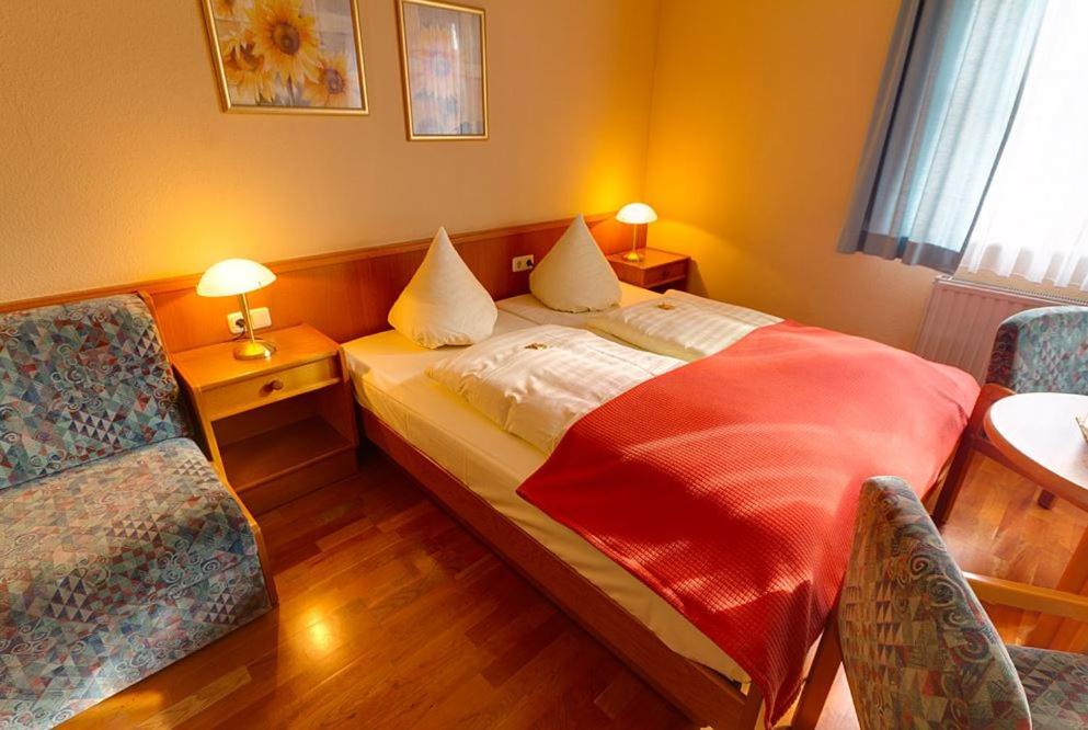 Double Room - Photo 3