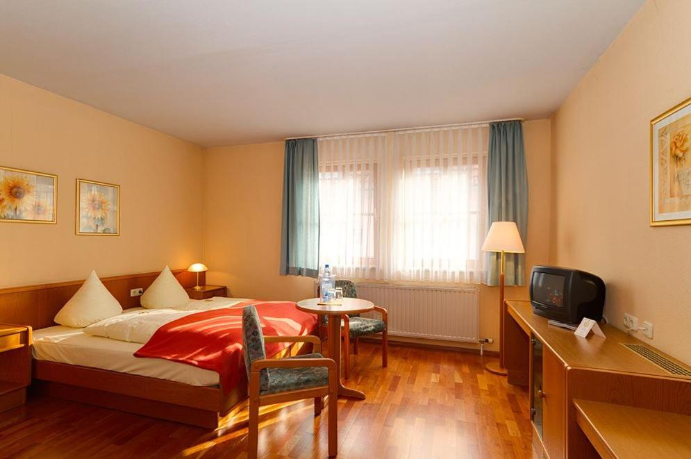 Double Room - Photo 1
