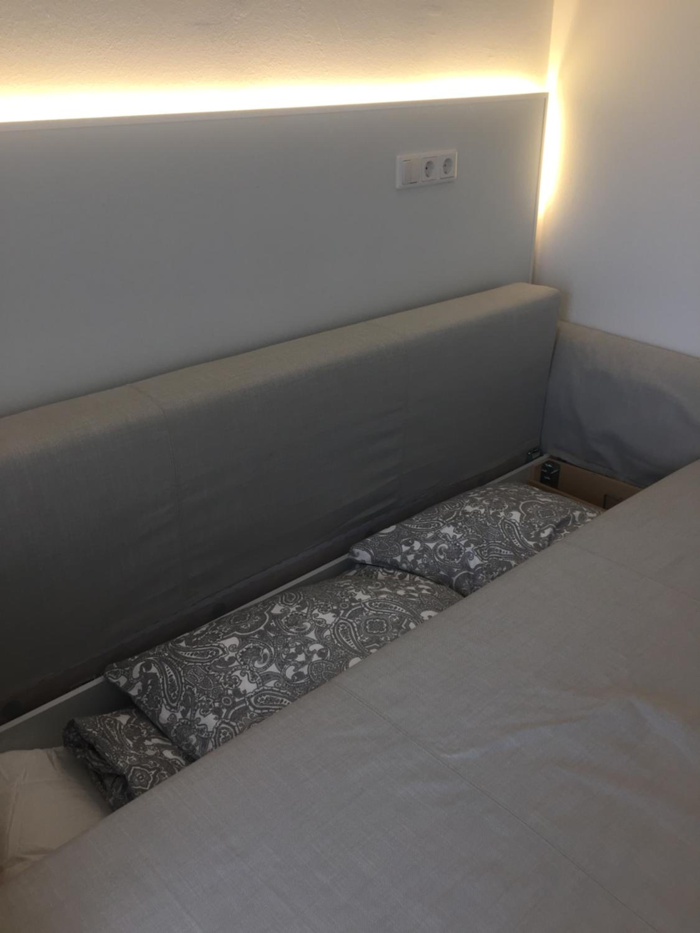 Studio with Sofa Bed - Photo 11