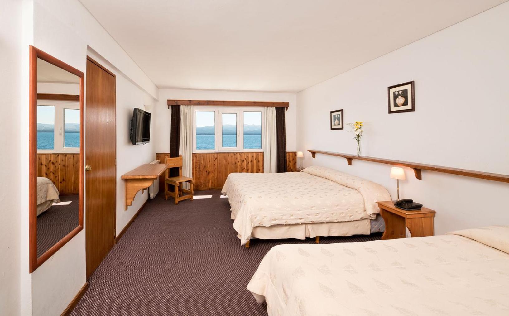 Triple Room with Lake View