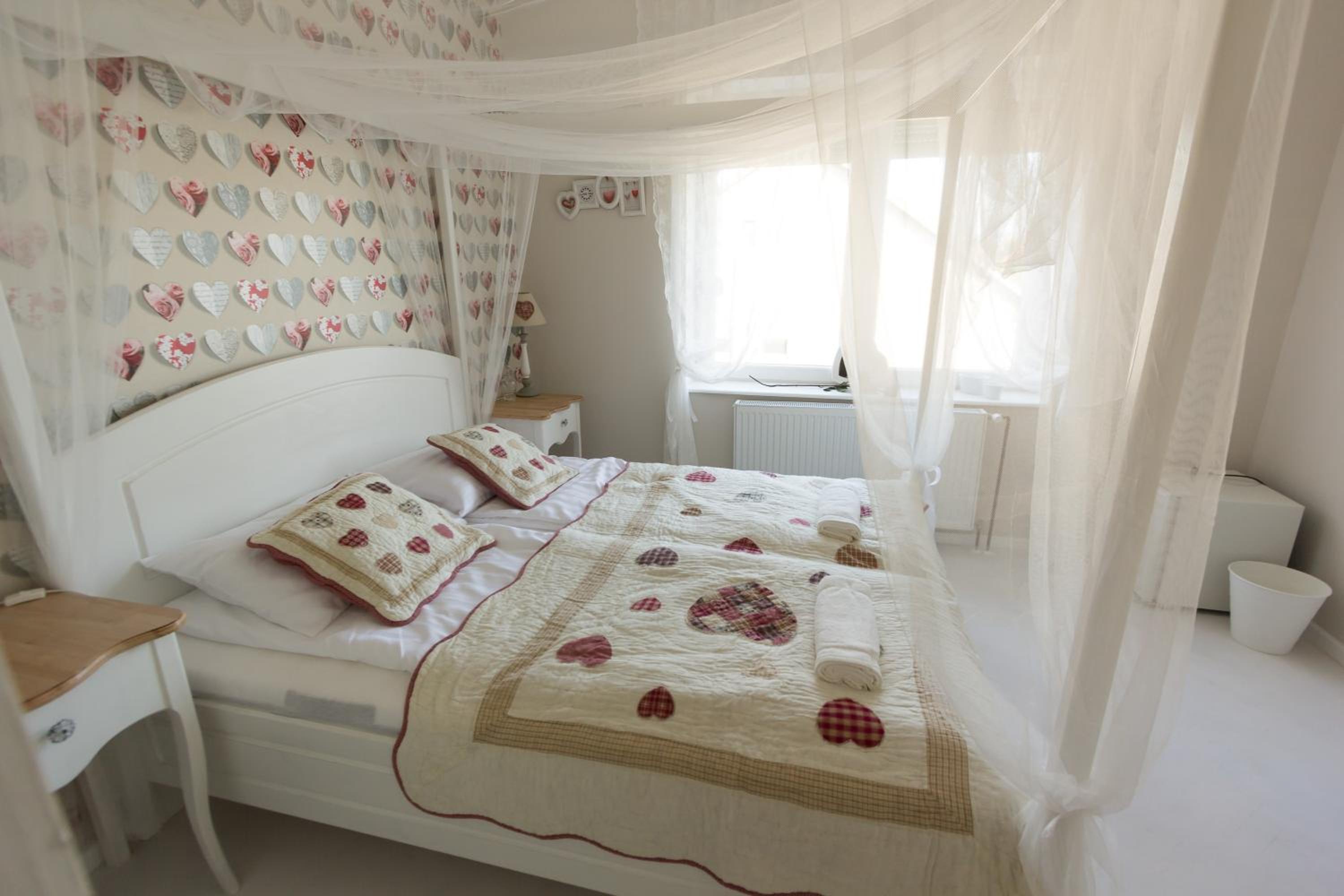 Deluxe Double Room with Shower photo 1