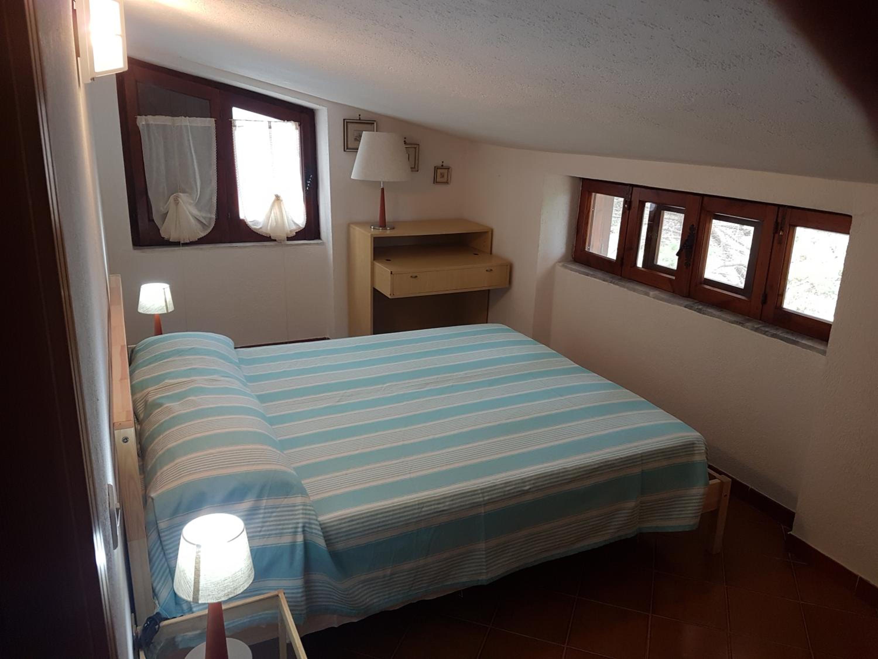 Four-Bedroom House photo 2