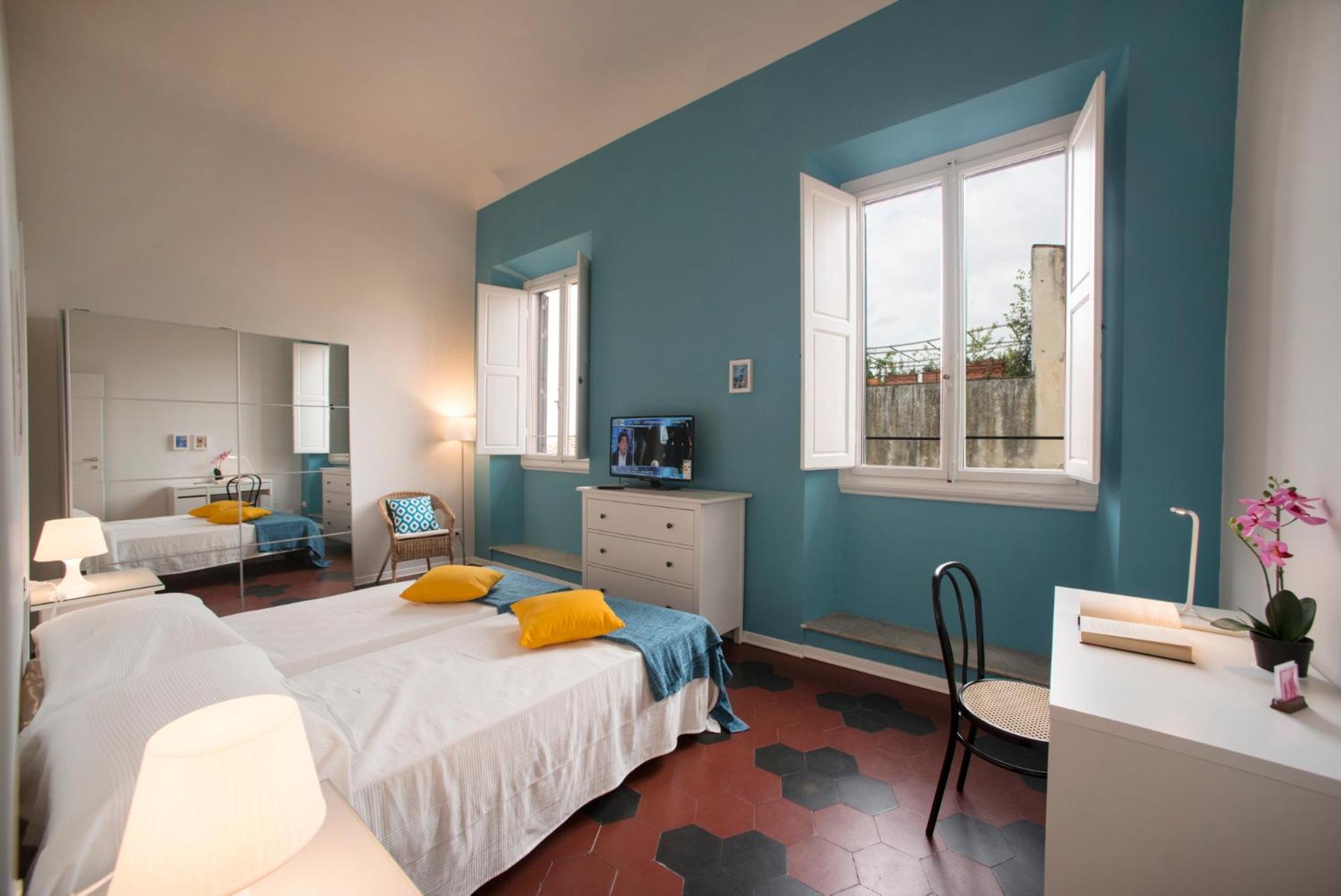 Deluxe Double or Twin Room photo 1