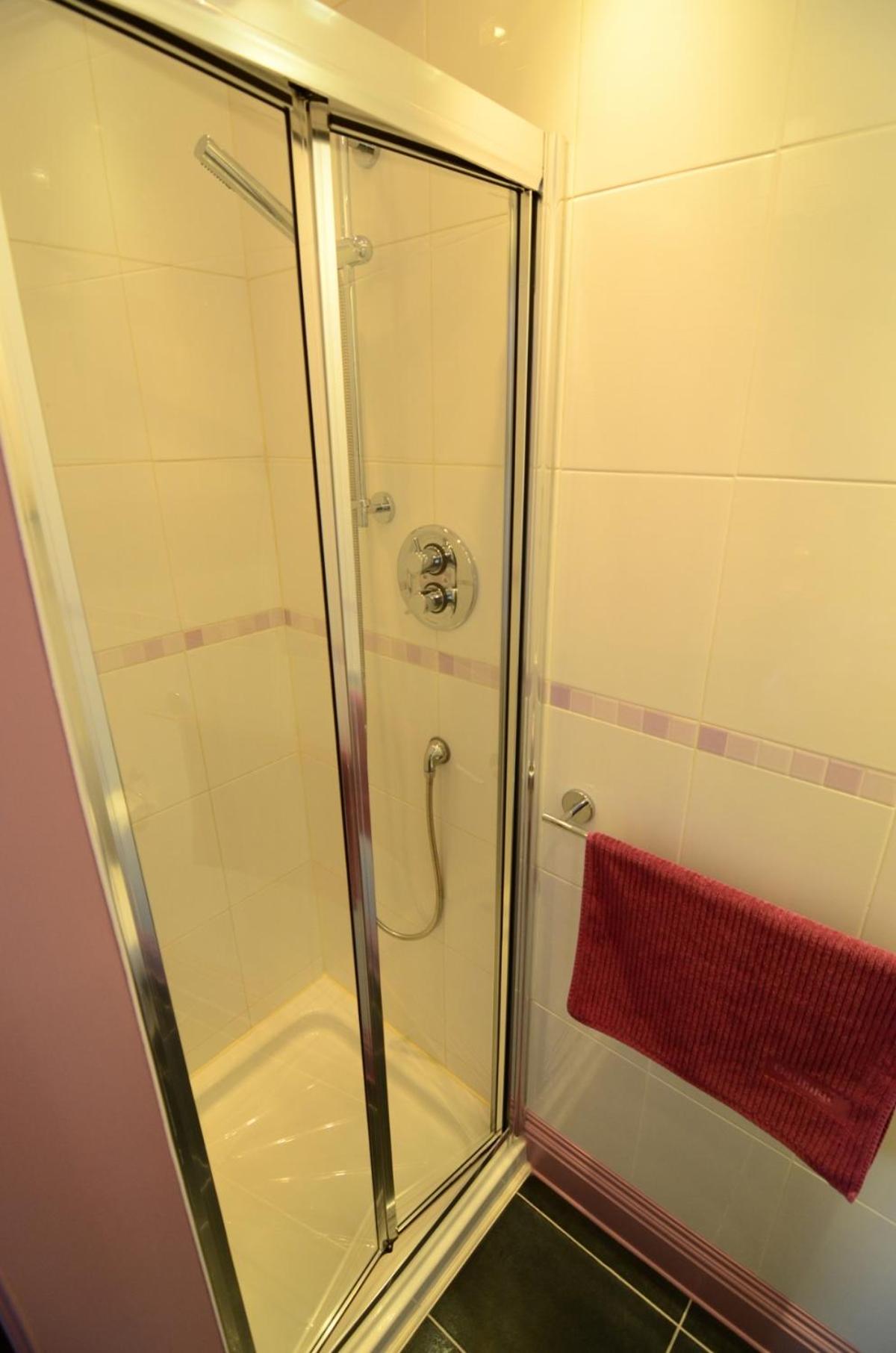 Small Double Room photo 3