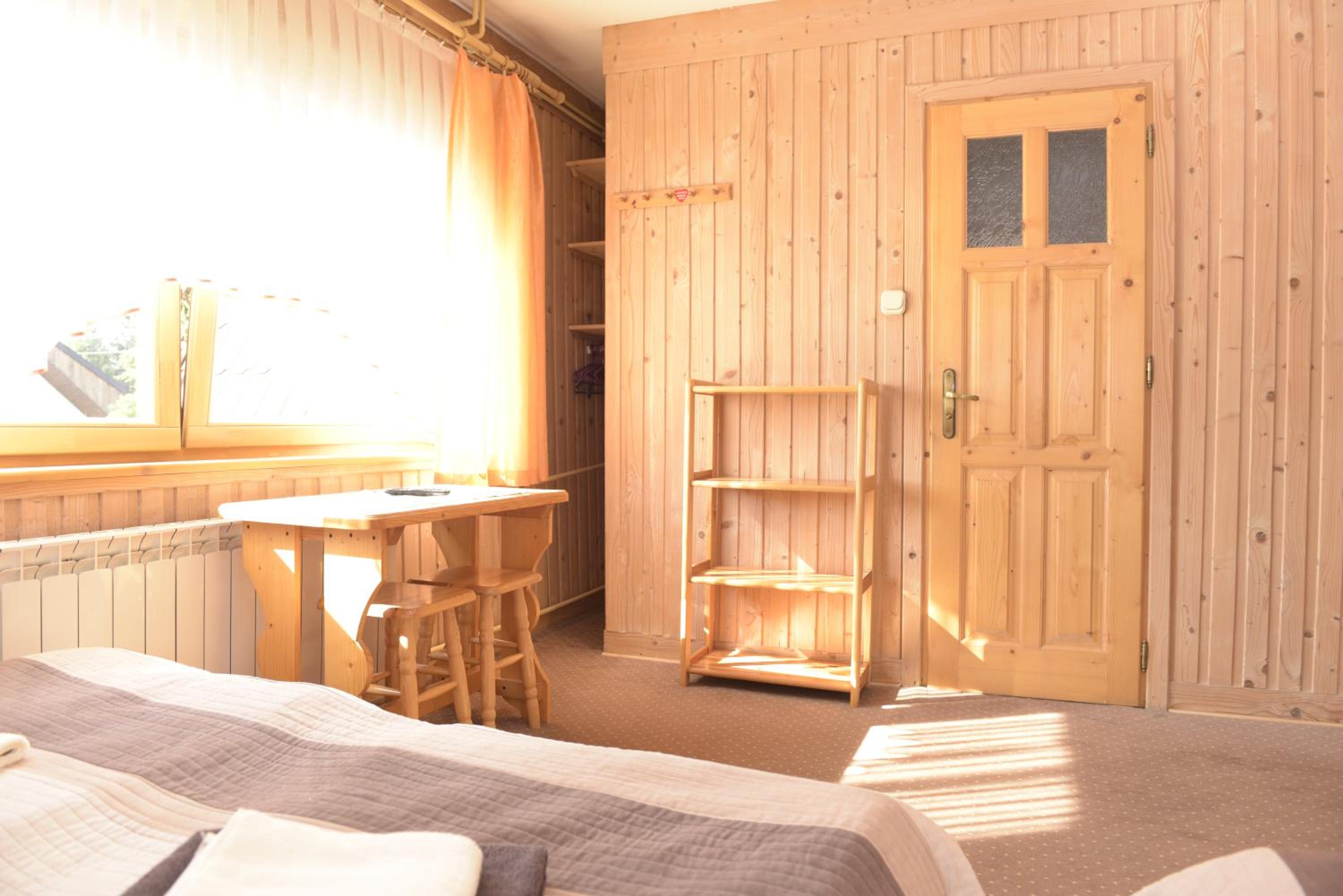 Triple Room with Bathroom photo 2