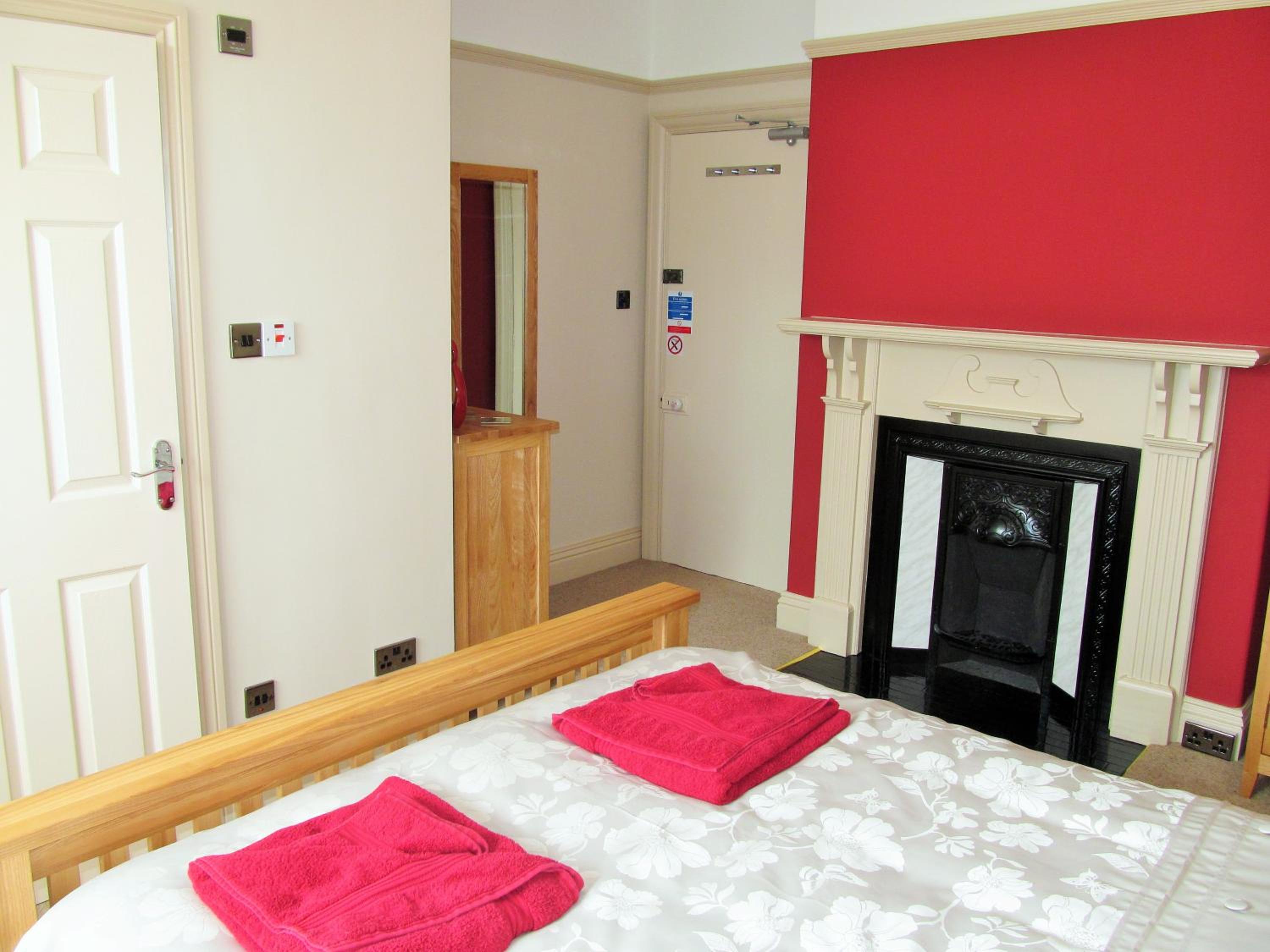 Deluxe King Room photo 3