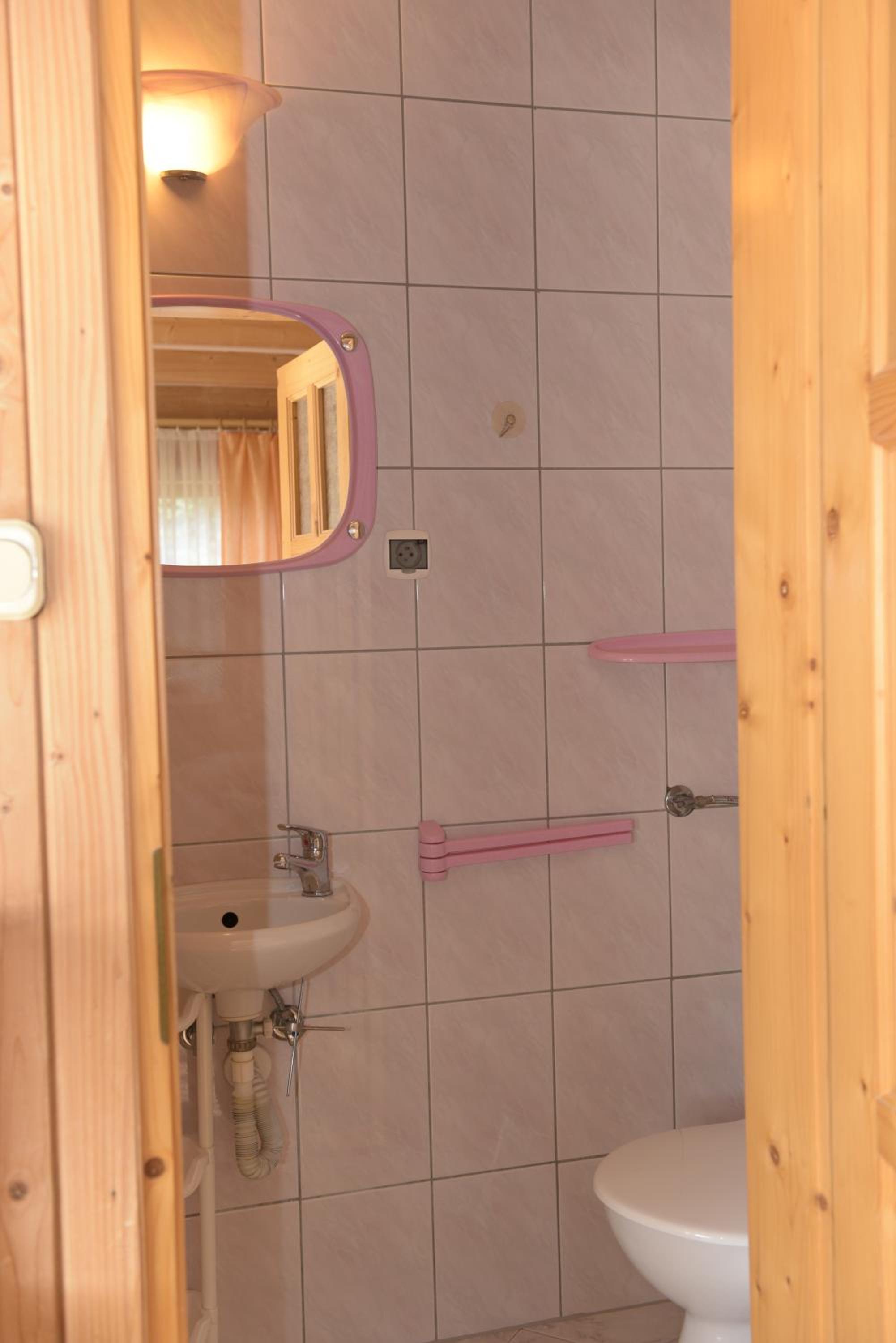 Triple Room with Bathroom photo 3