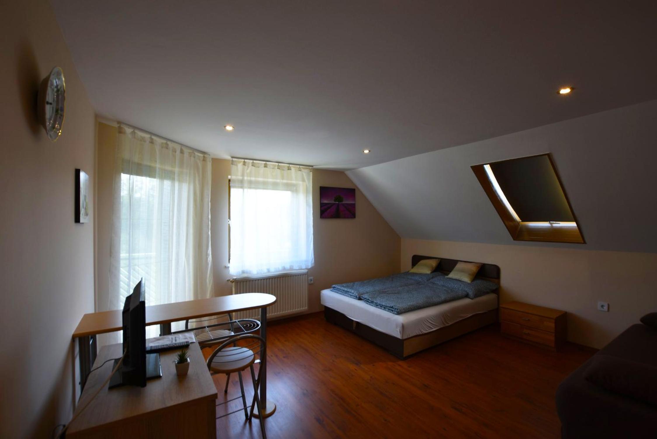 Deluxe Twin Room - Photo 3