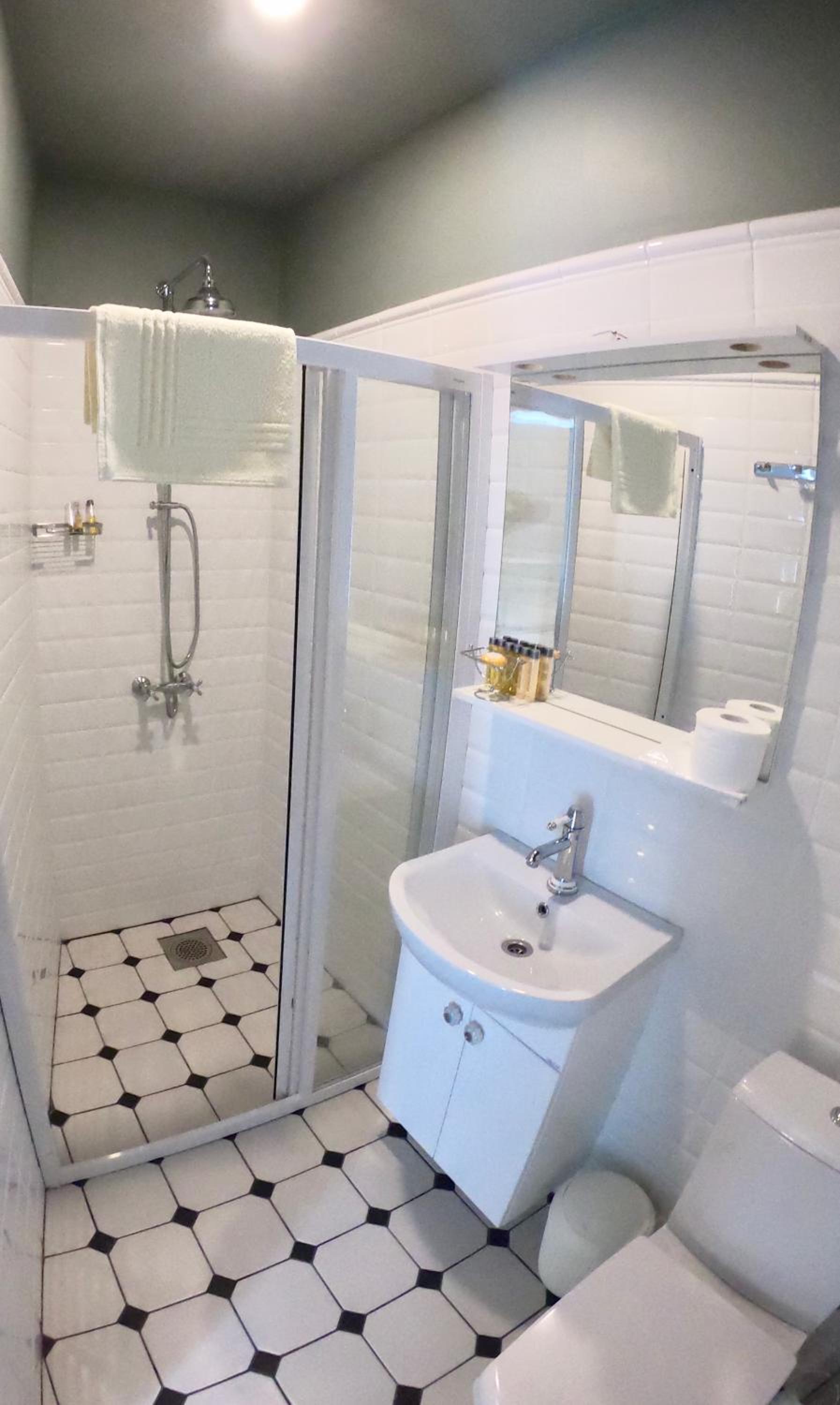 Double Room with Private Bathroom photo 3