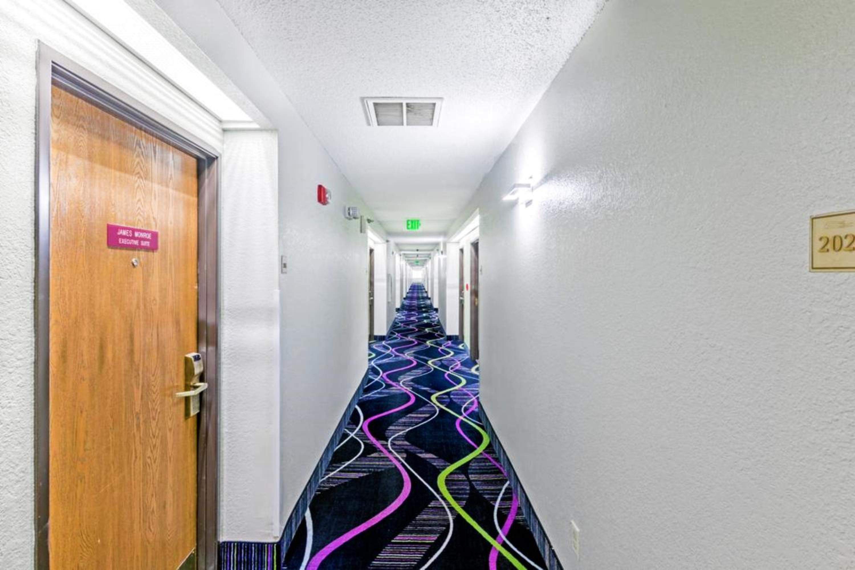 Double Room - Mobility Access/Non-Smoking photo 1