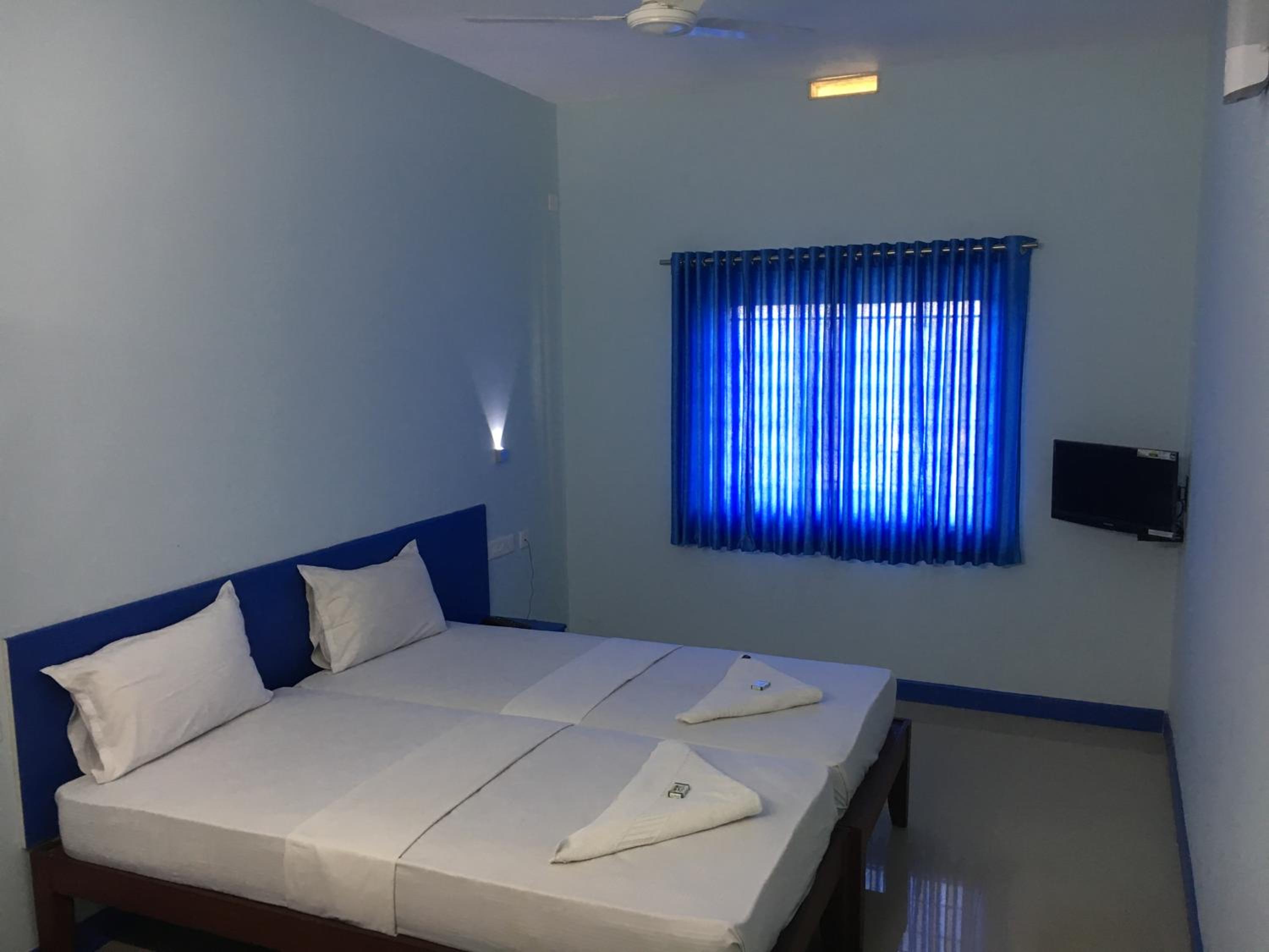 Double Room - Photo 4