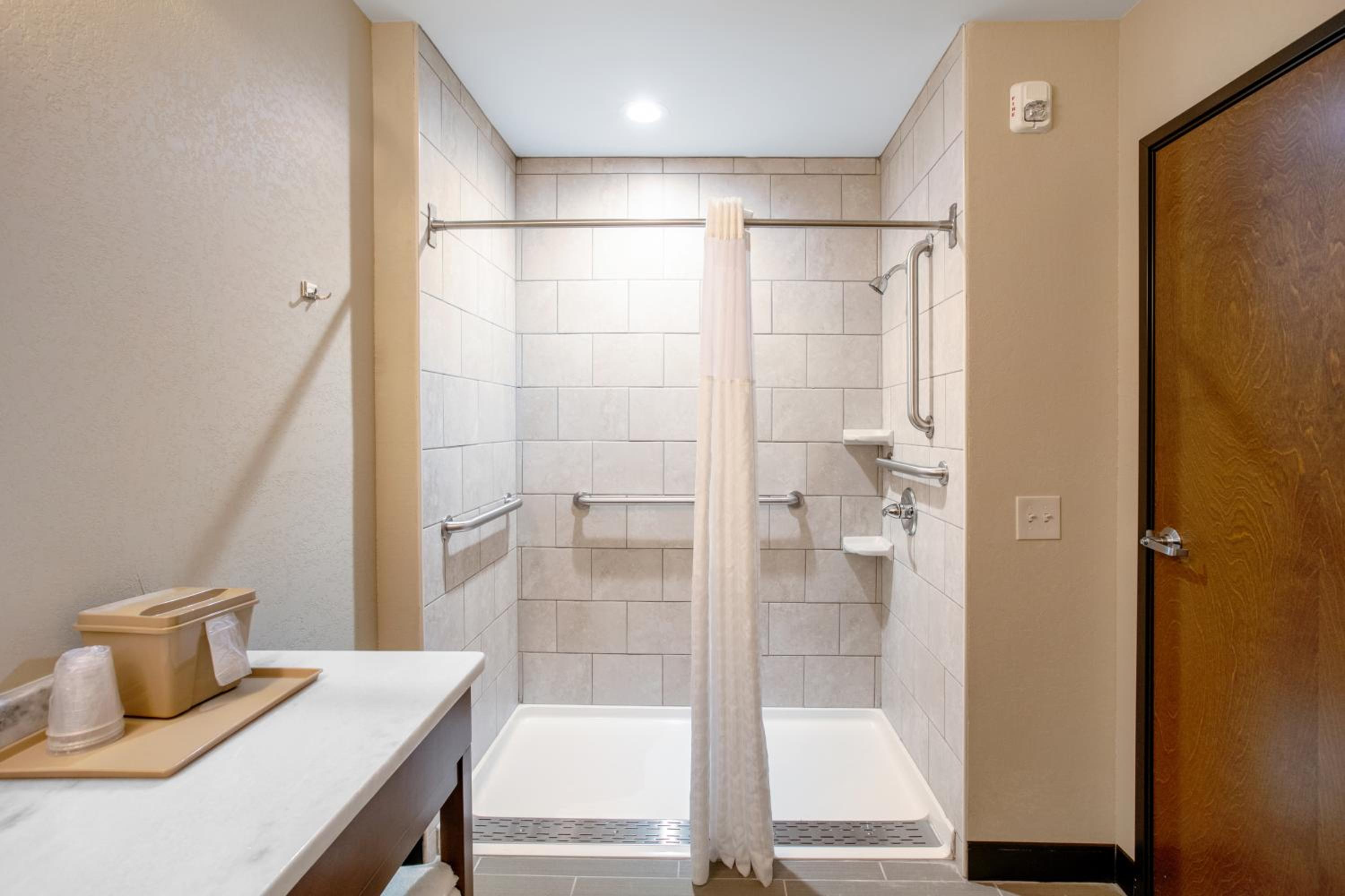 Queen Suite