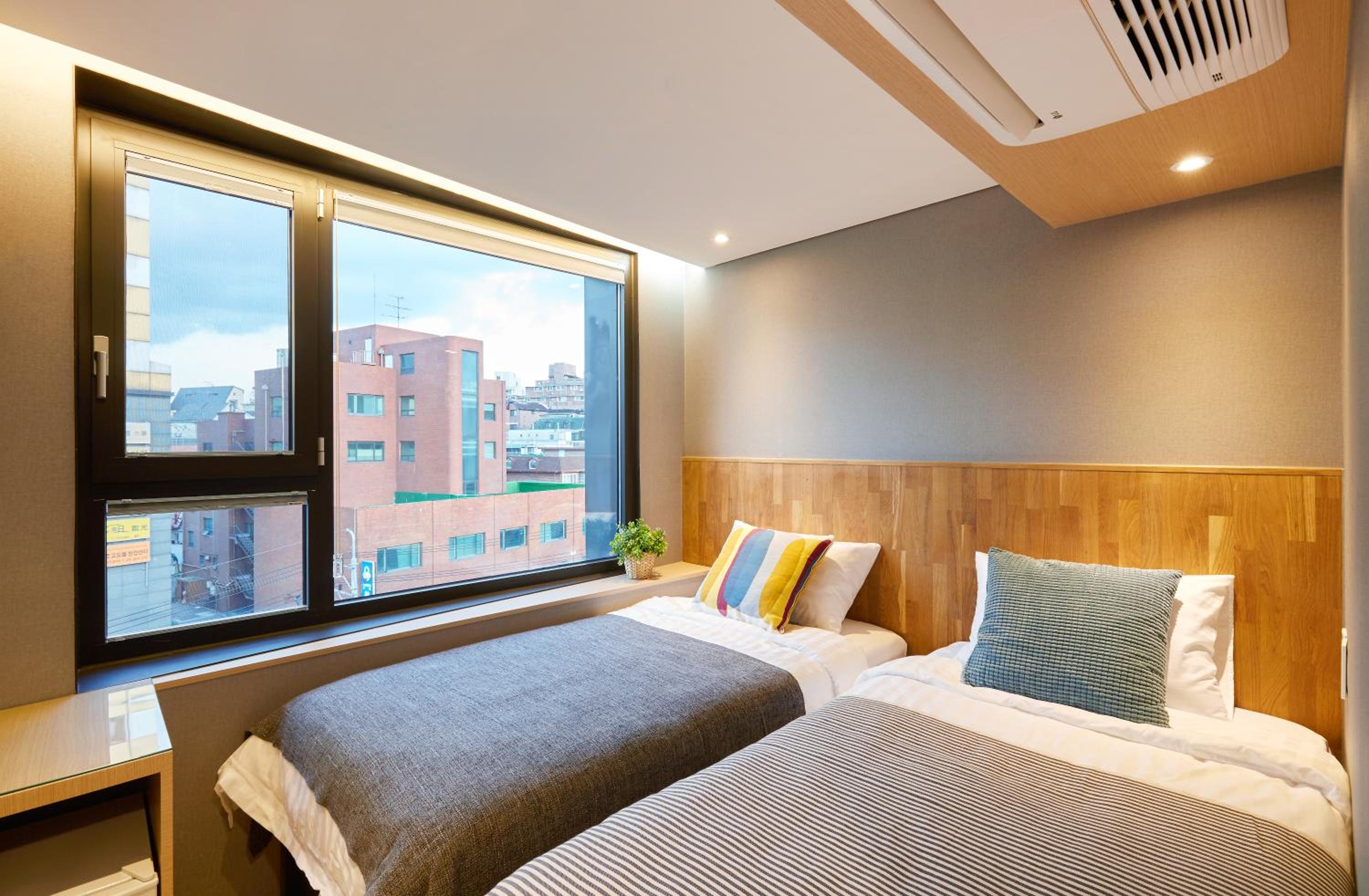 Twin Room with Private Bathroom
