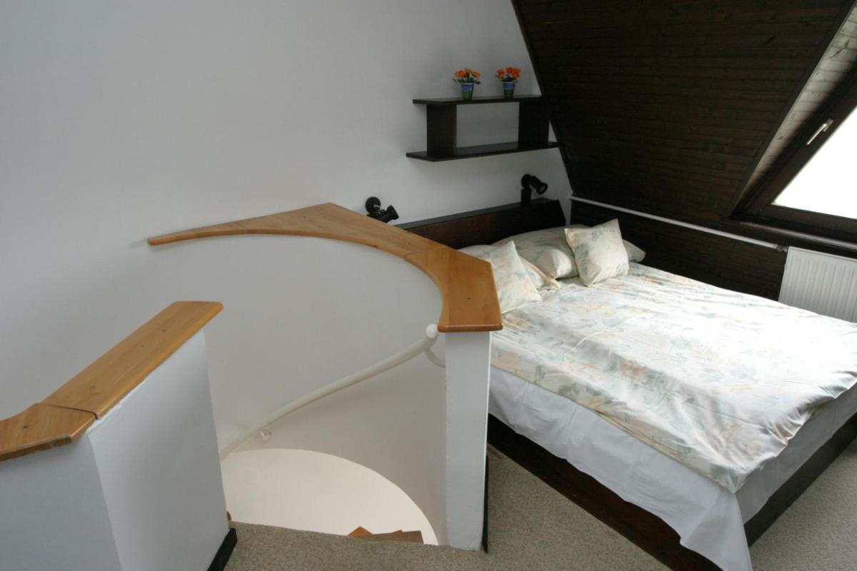 Duplex Apartment - Photo 9