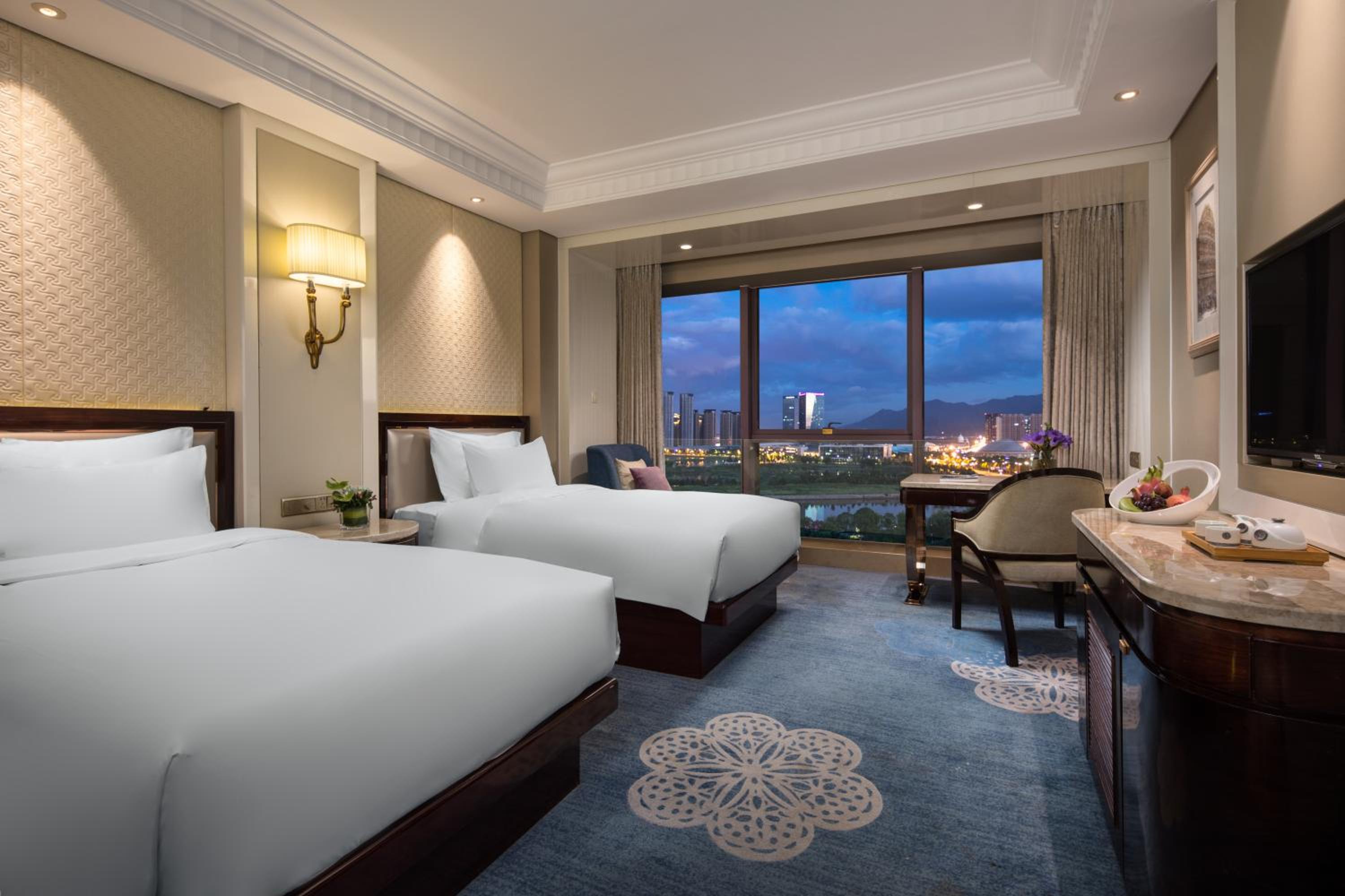 Deluxe Twin Room with River View photo 1
