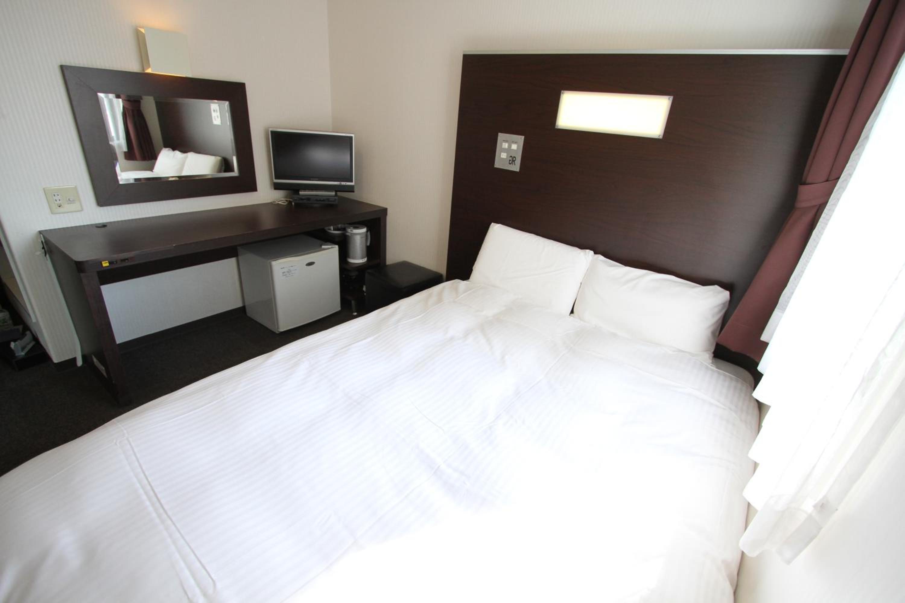 Double Room - Non-Smoking  - Photo 1
