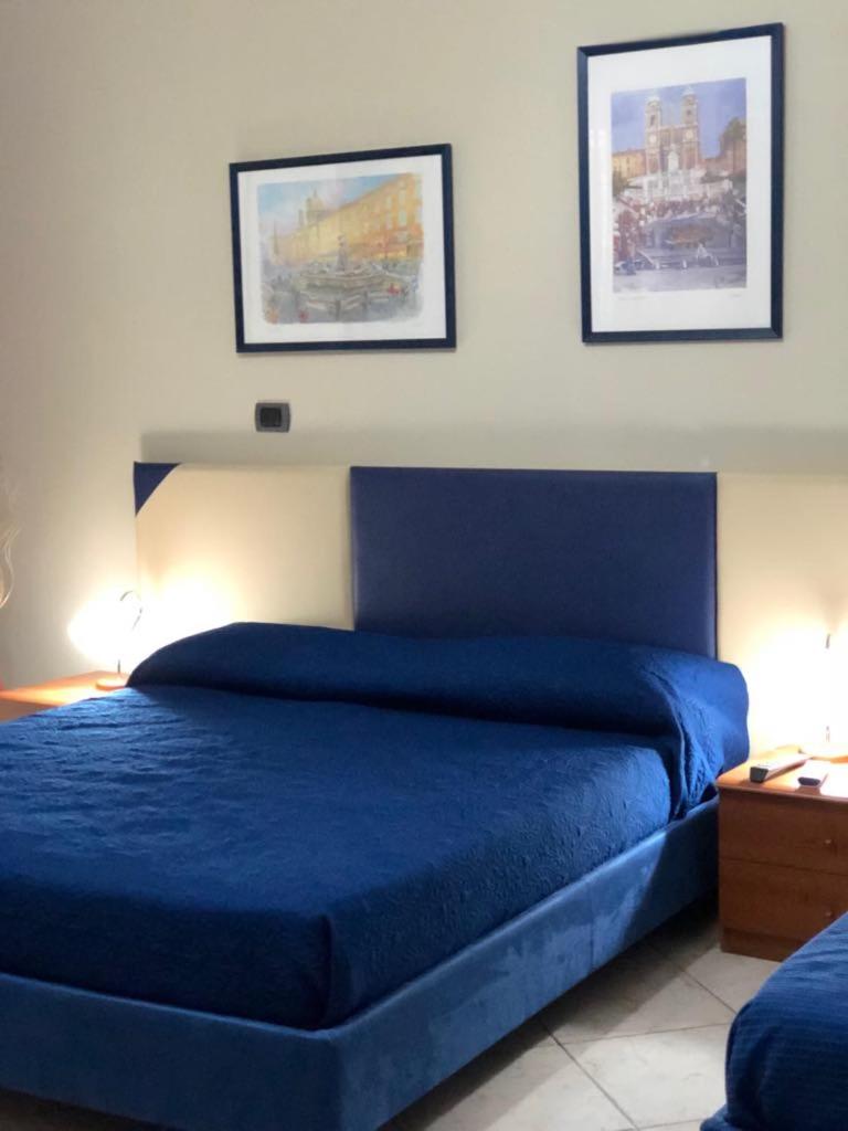 Large Double or Twin Room photo 3
