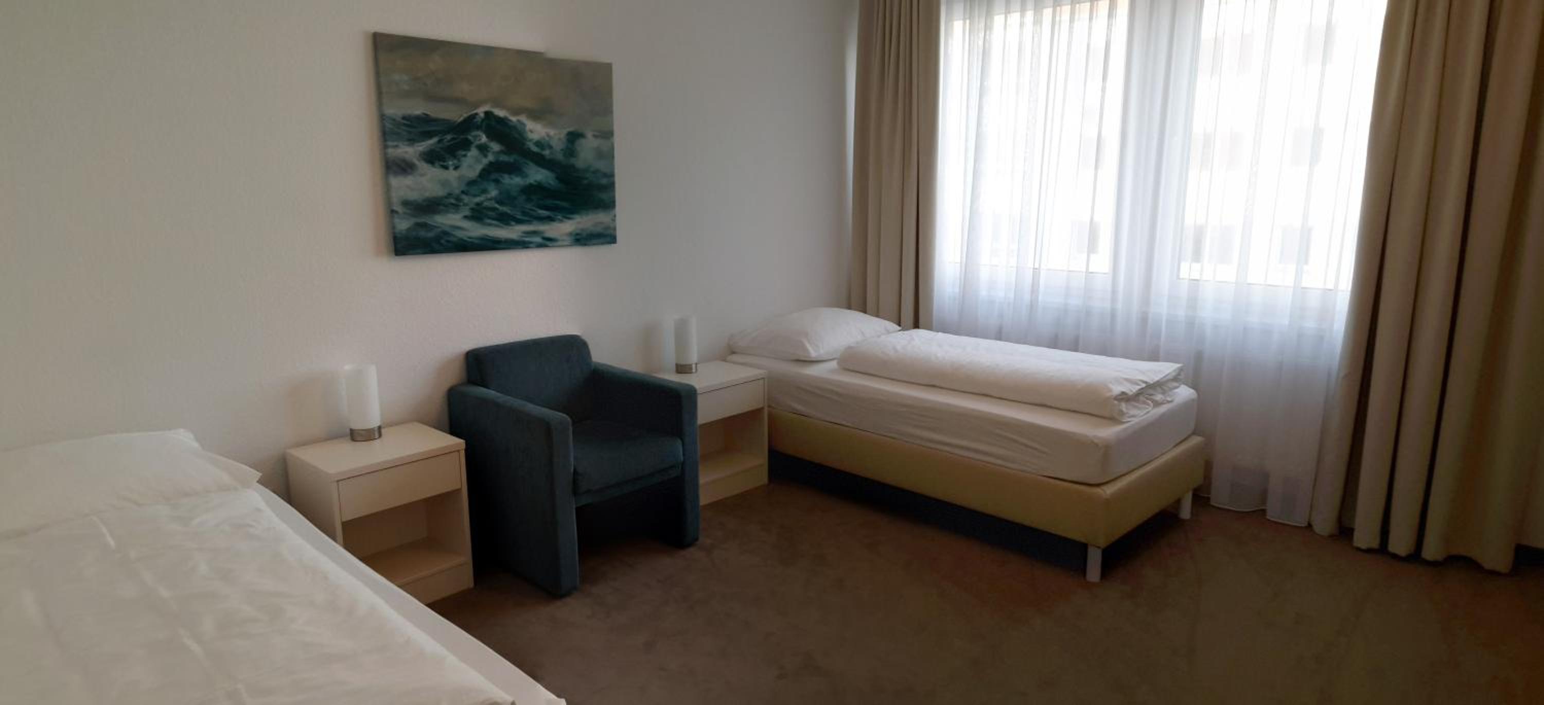 One-Bedroom Apartment photo 1