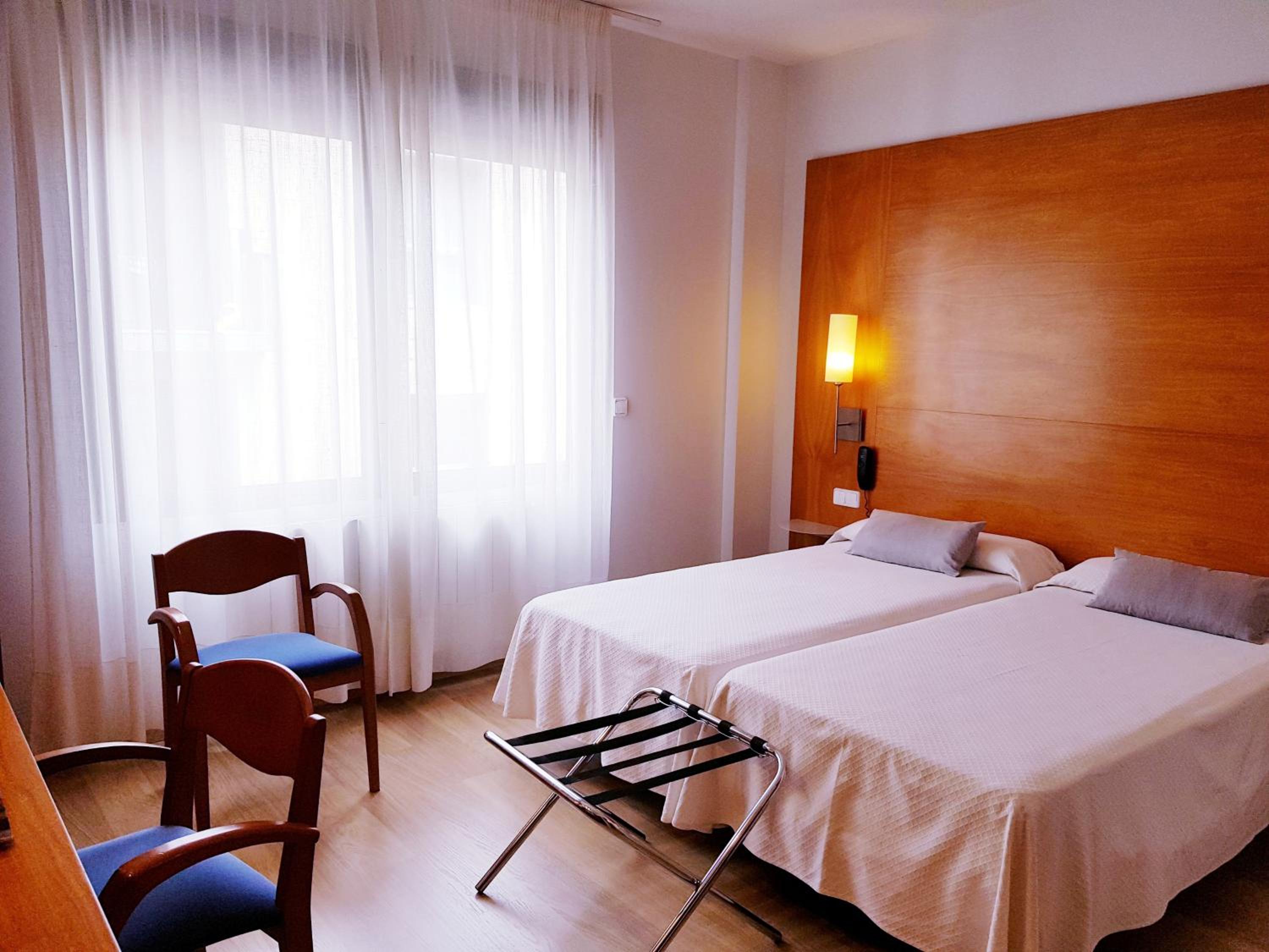 Double or Twin Room photo 2