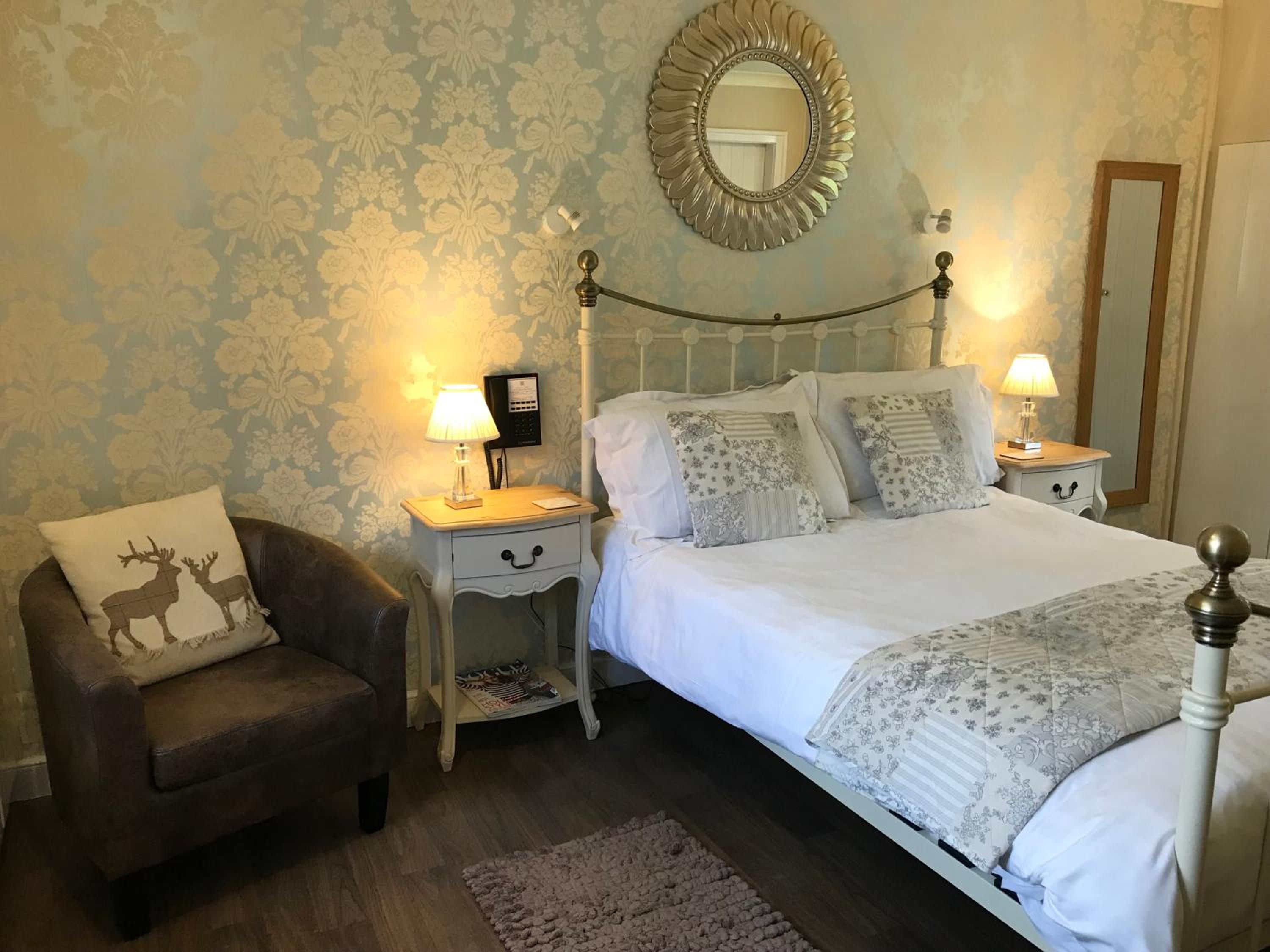 Double Room with Private Bathroom photo 3