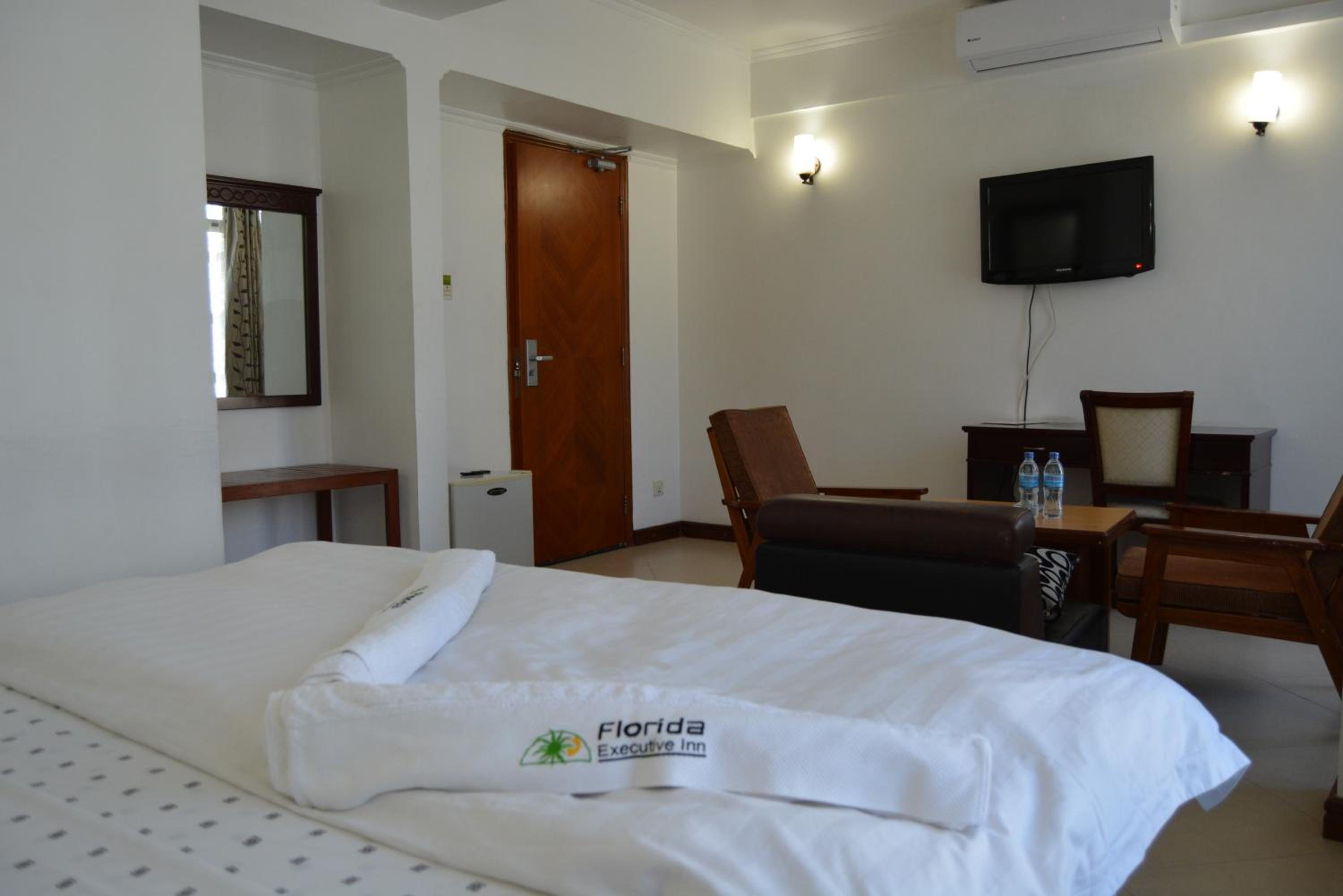 Economy Double Room photo 3