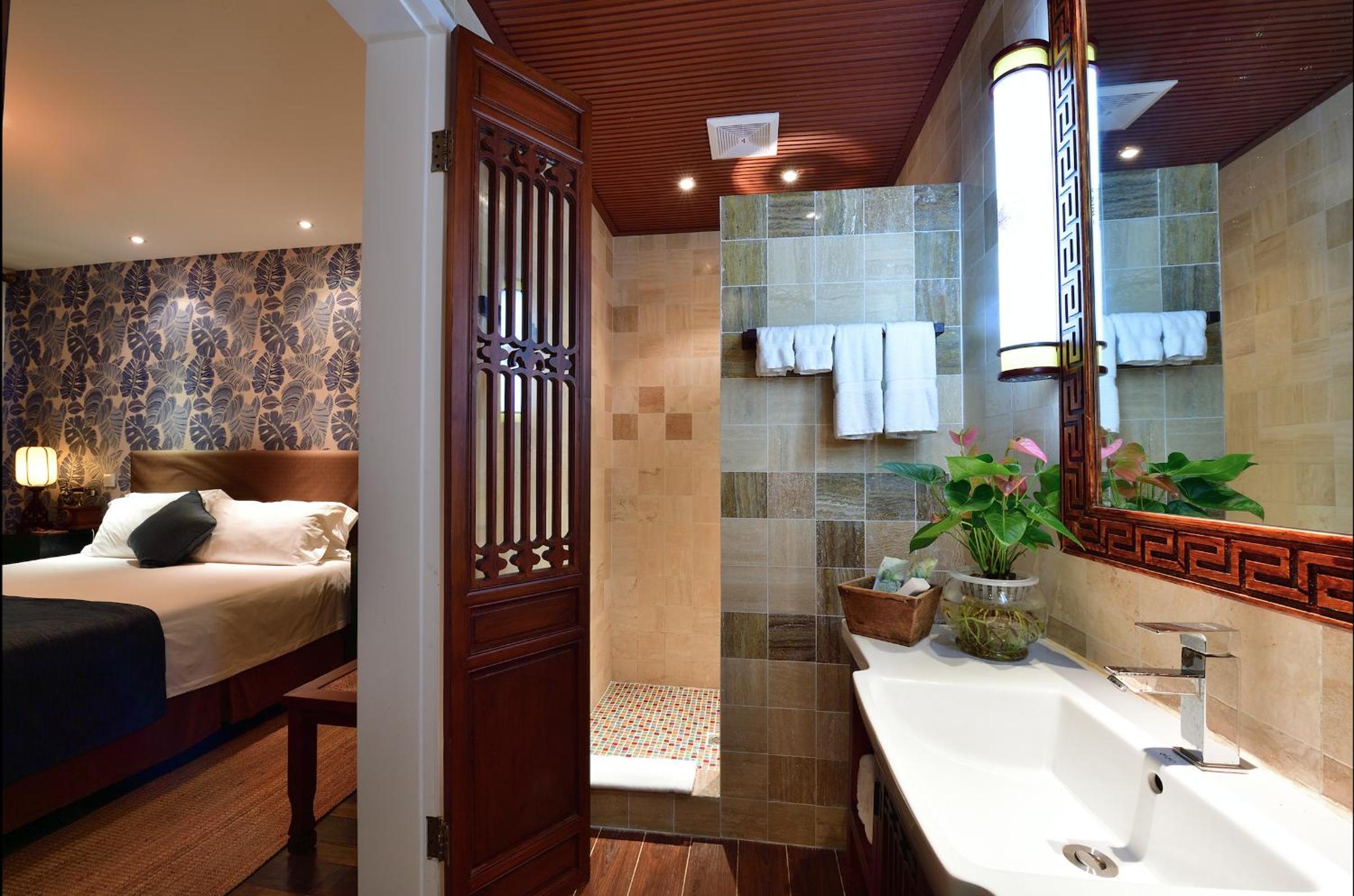 Deluxe Courtyard View Room - Photo 1