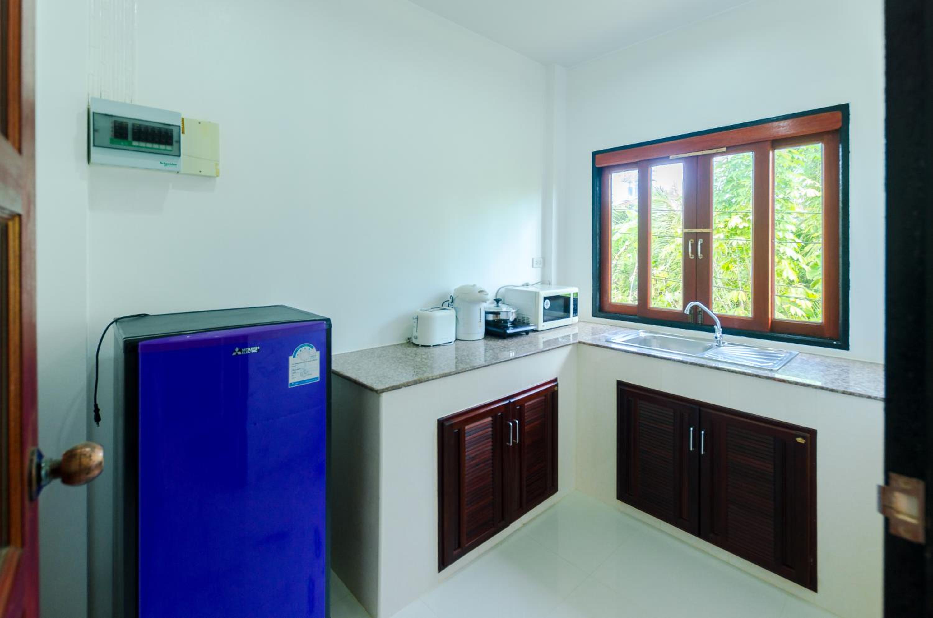 Superior Triple Room photo 2