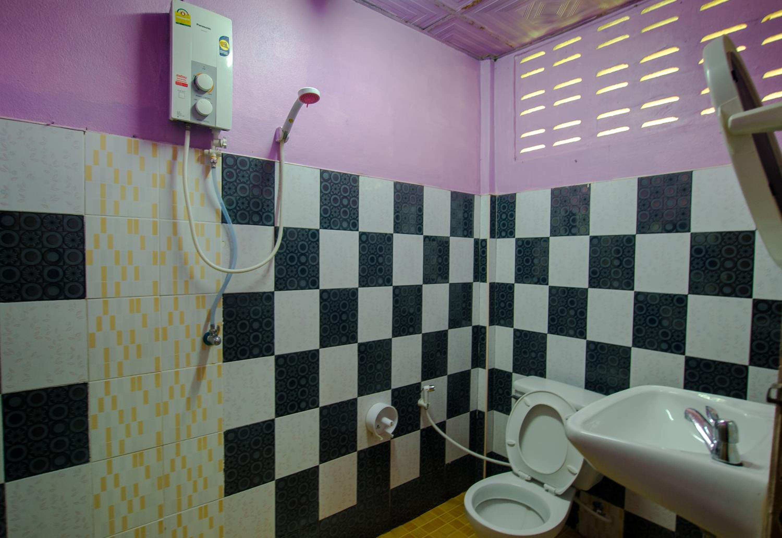 Standard Double Room With Fan photo 2