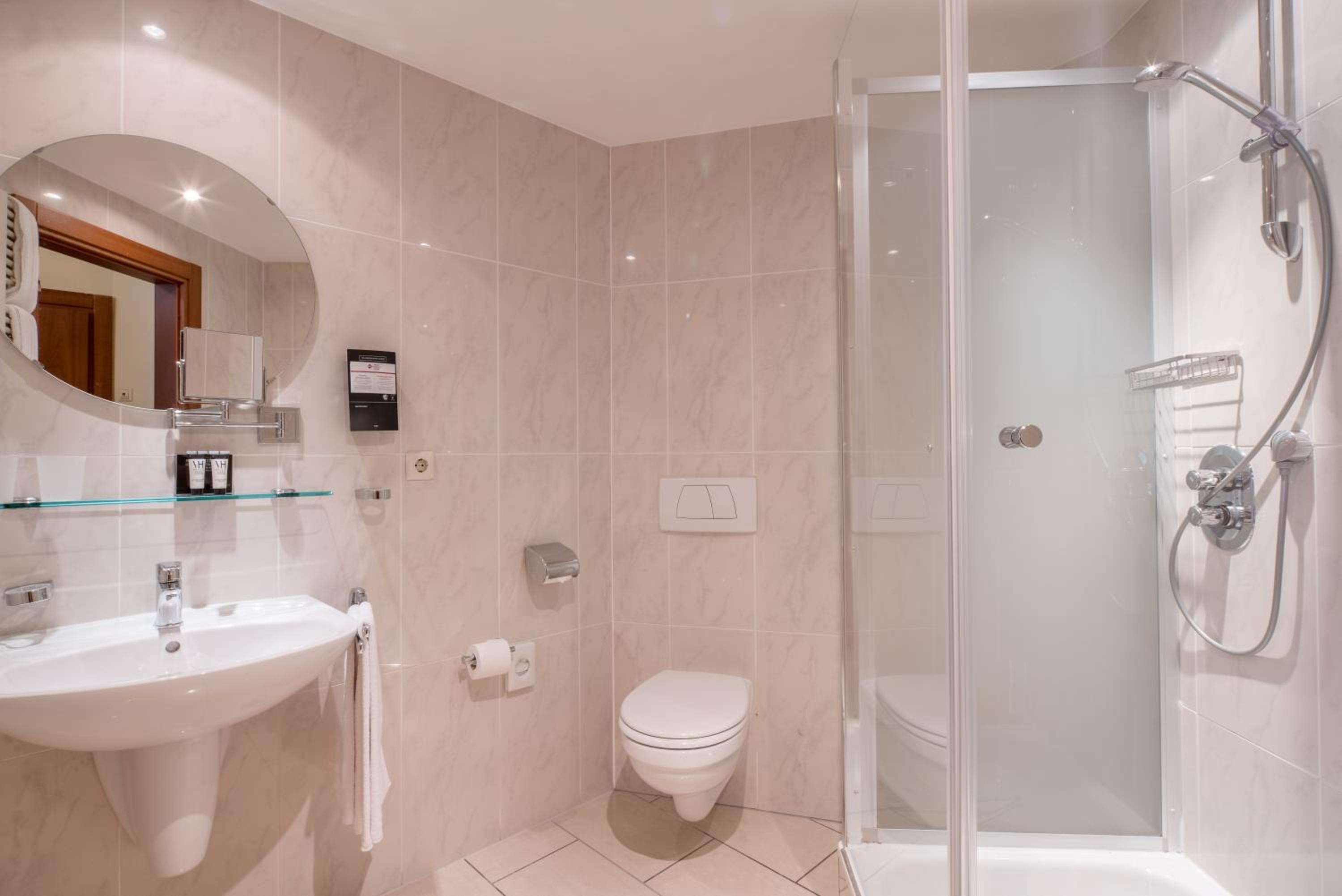 Classic Double Room - Annex Building - Photo 4