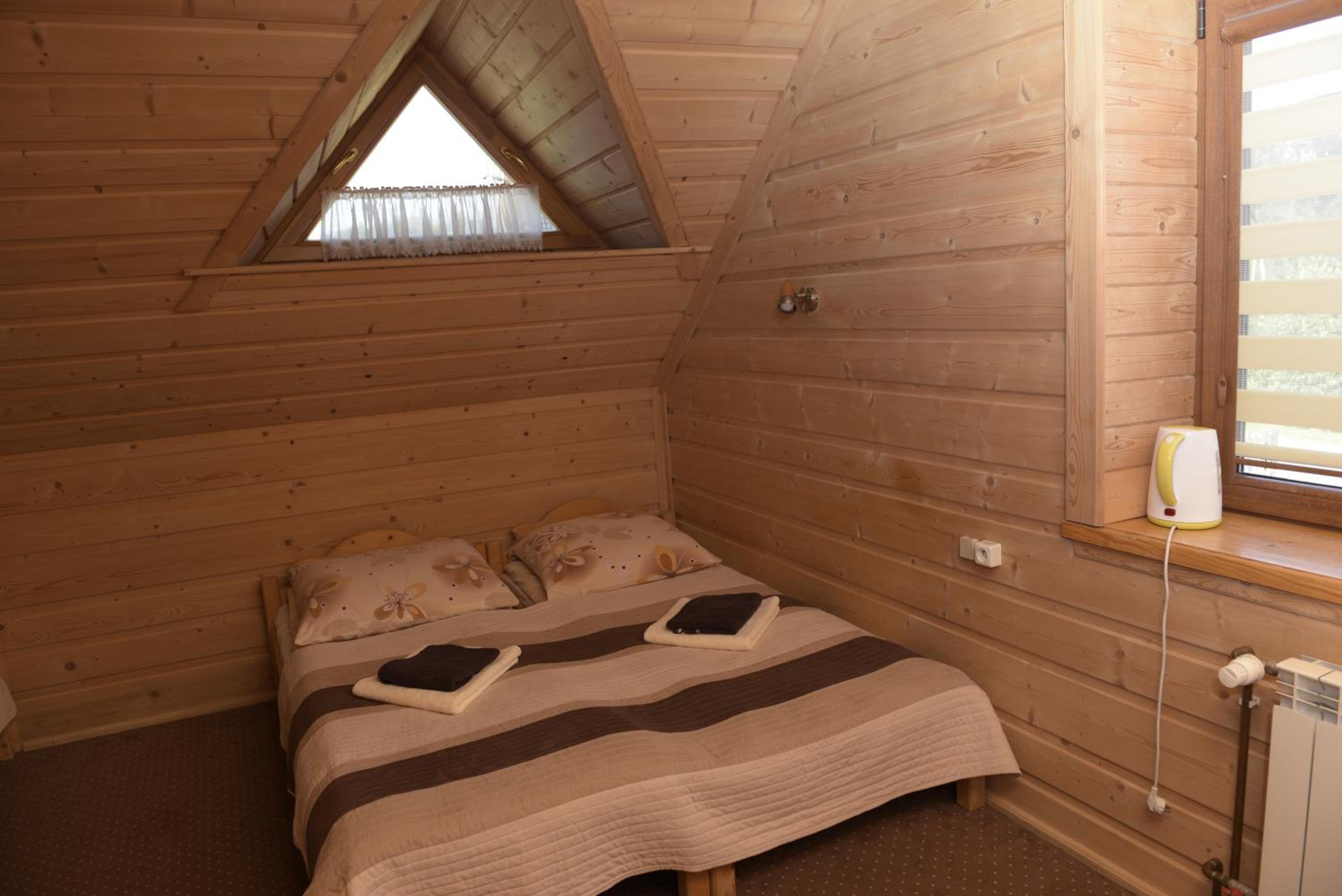 Triple Room with Bathroom photo 2